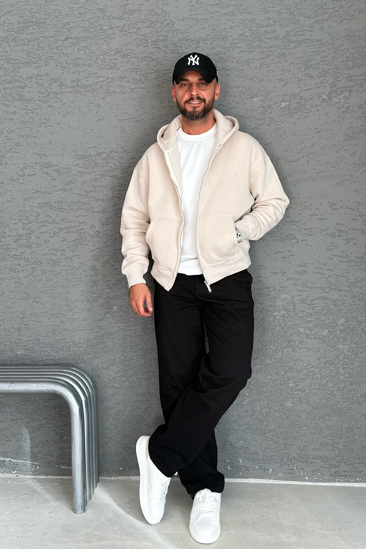 Bej Kapşonlu Basic Zip