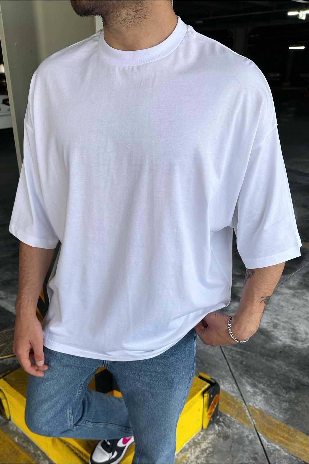 Beyaz Basic T-Shirt