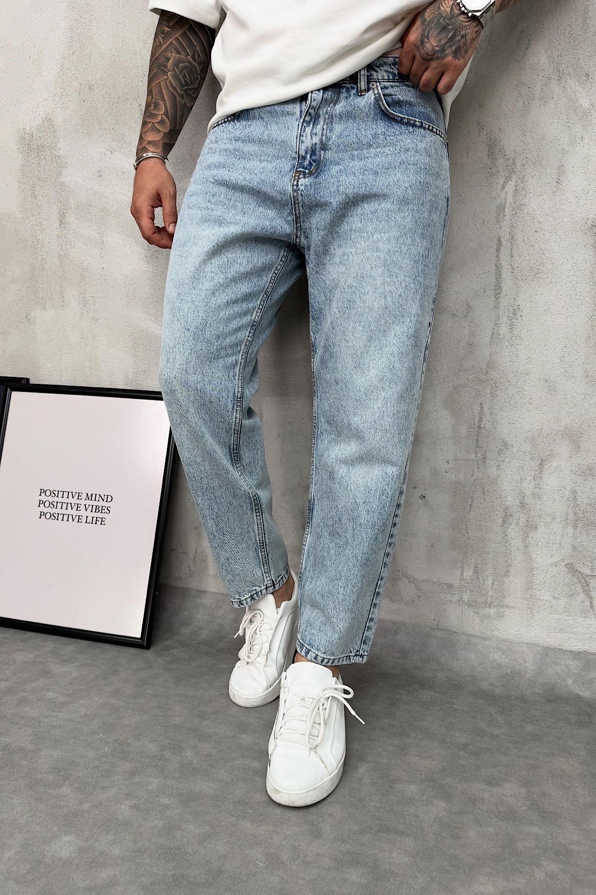 Buz Mavi Yıkamalı Boyfriend Jean