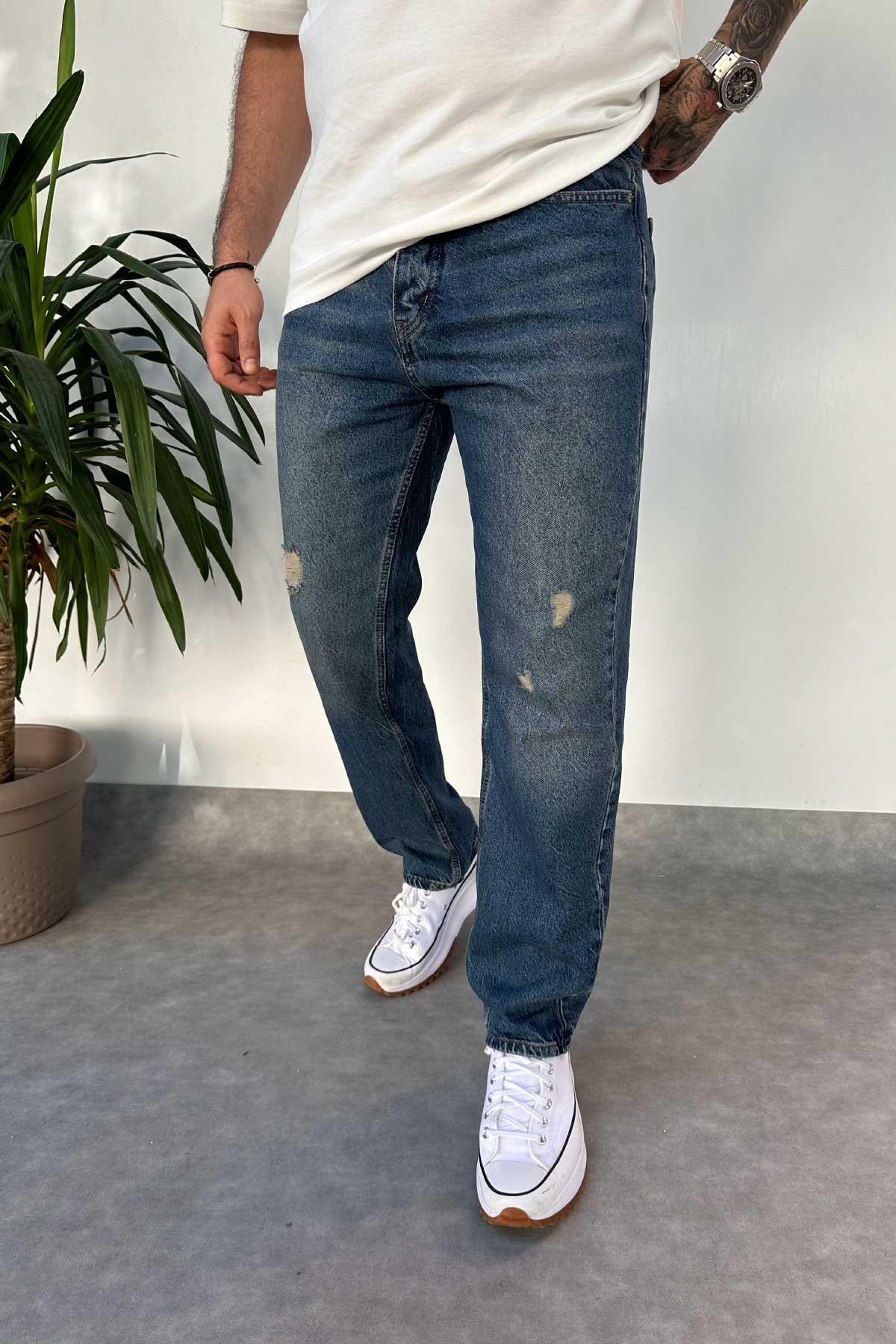 Mavi Yırtık Detaylı Baggy Jean 