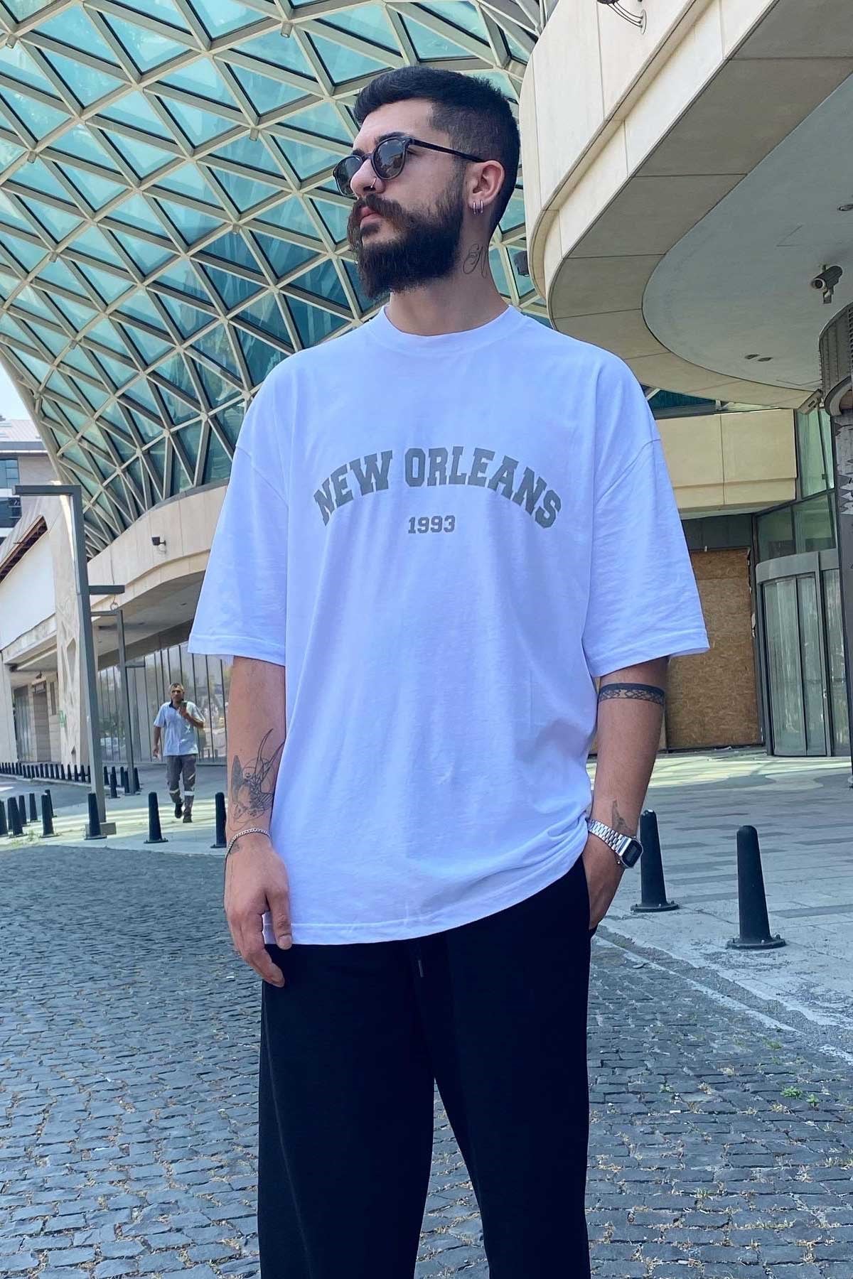 Oversize Beyaz New Orleans T-Shirt