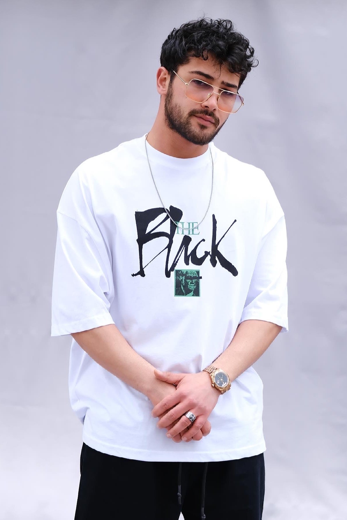 Oversize T-Shirt The Black Beyaz