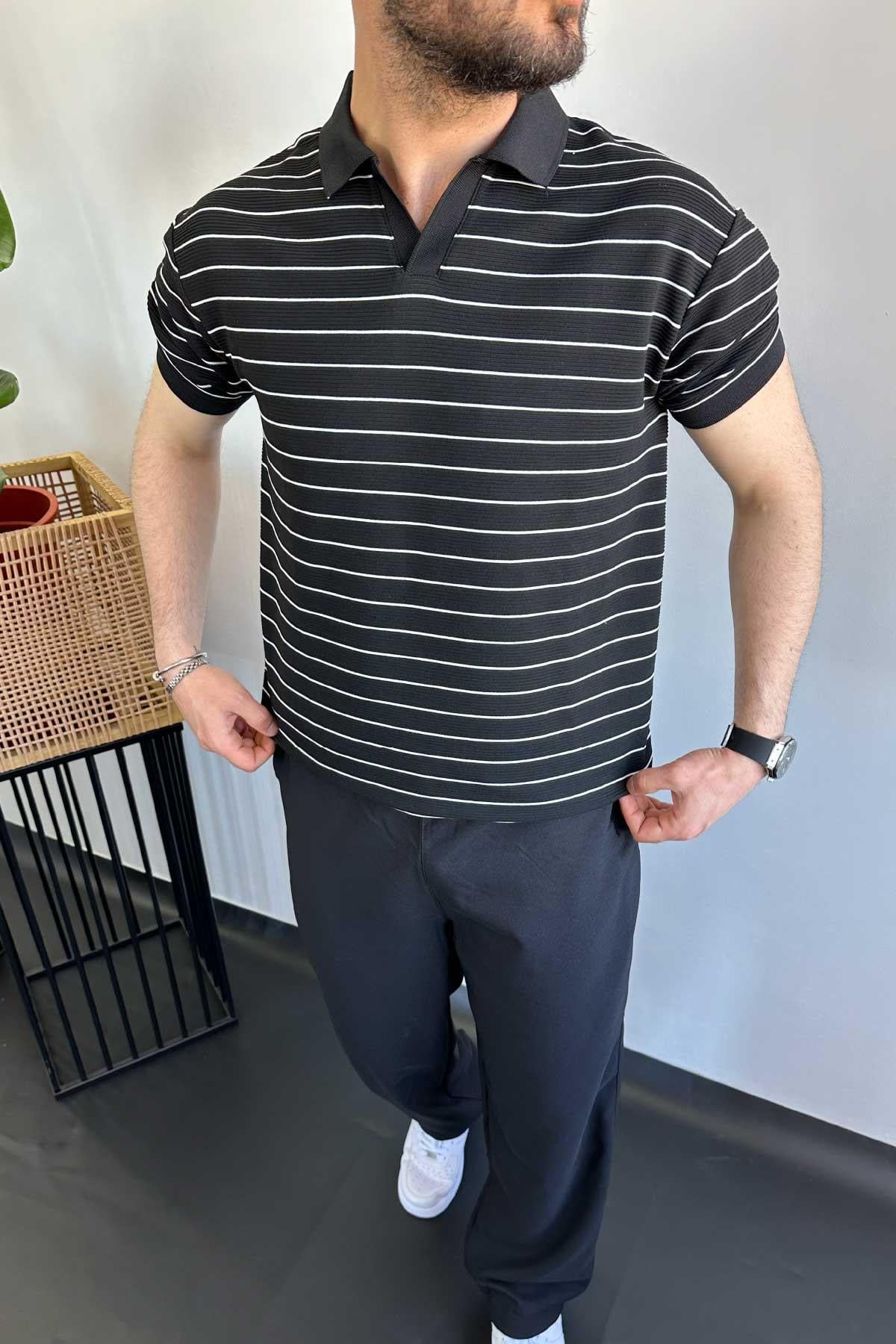 Polo Yaka Siyah Normal Kalıp T-Shirt
