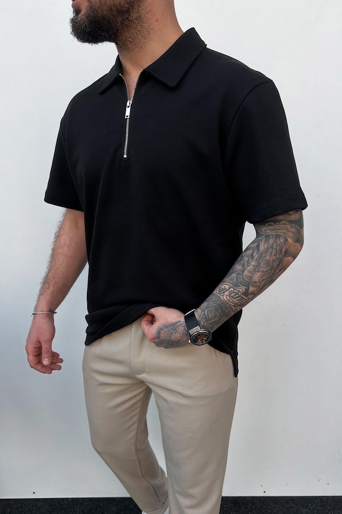 Siyah Yakası Fermuarlı Polo Yaka T-Shirt