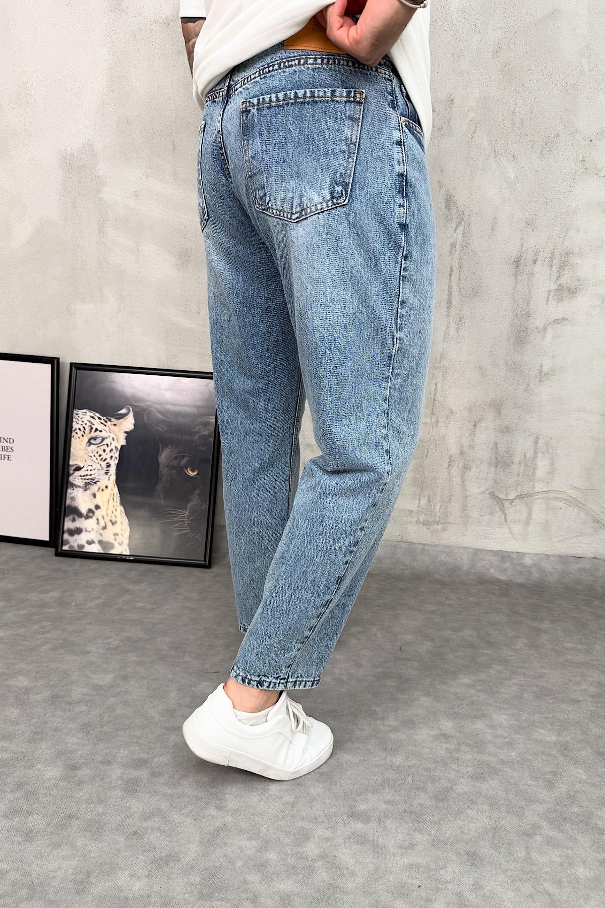 Açık Mavi Yıkamalı Boyfriend Jean