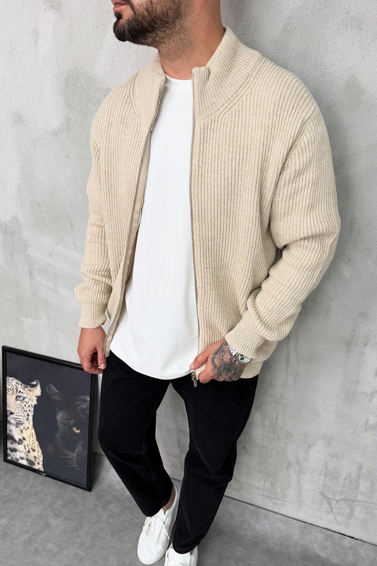 Bej Fermuarlı Triko Hırka