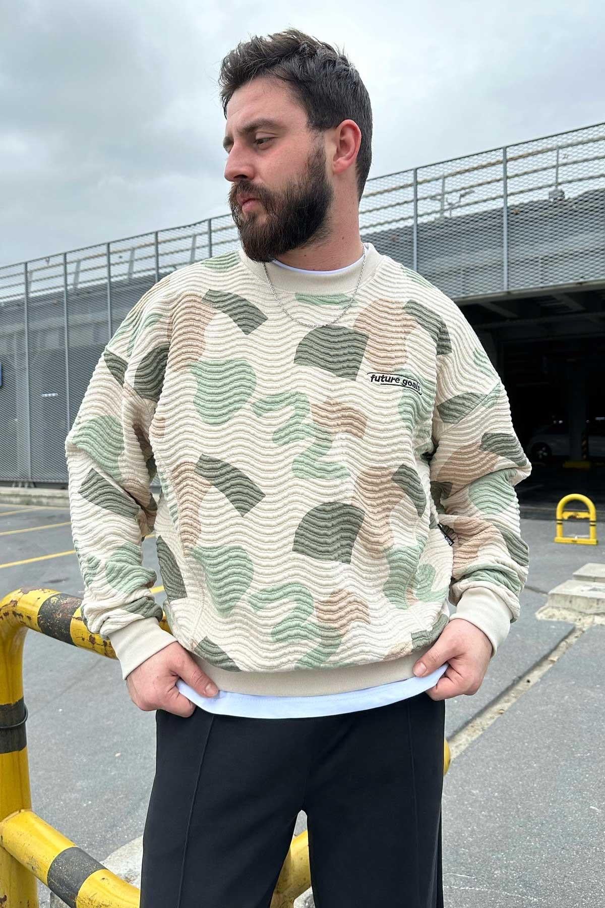 Bej Kabartmalı Sweatshirt