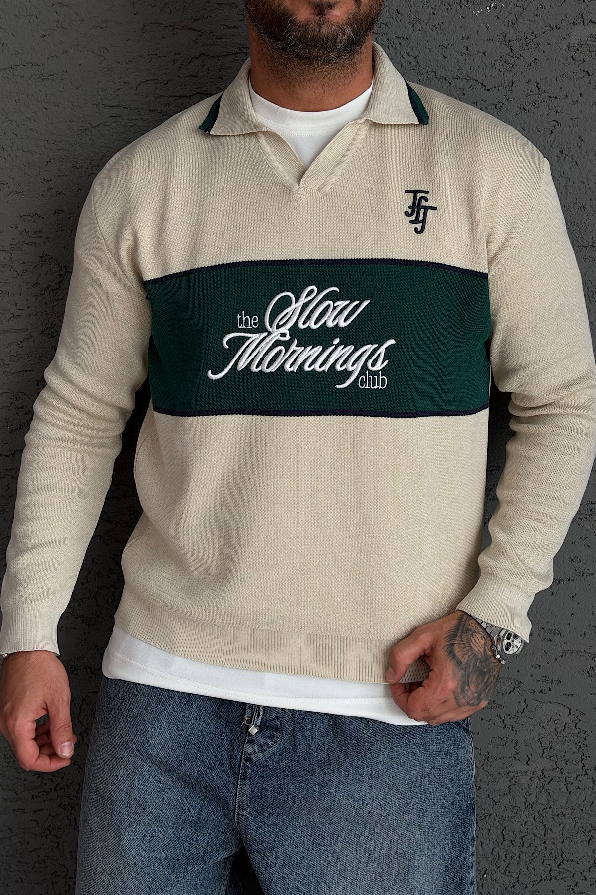 Bej Nakış Yazı Detaylı Sweatshirt