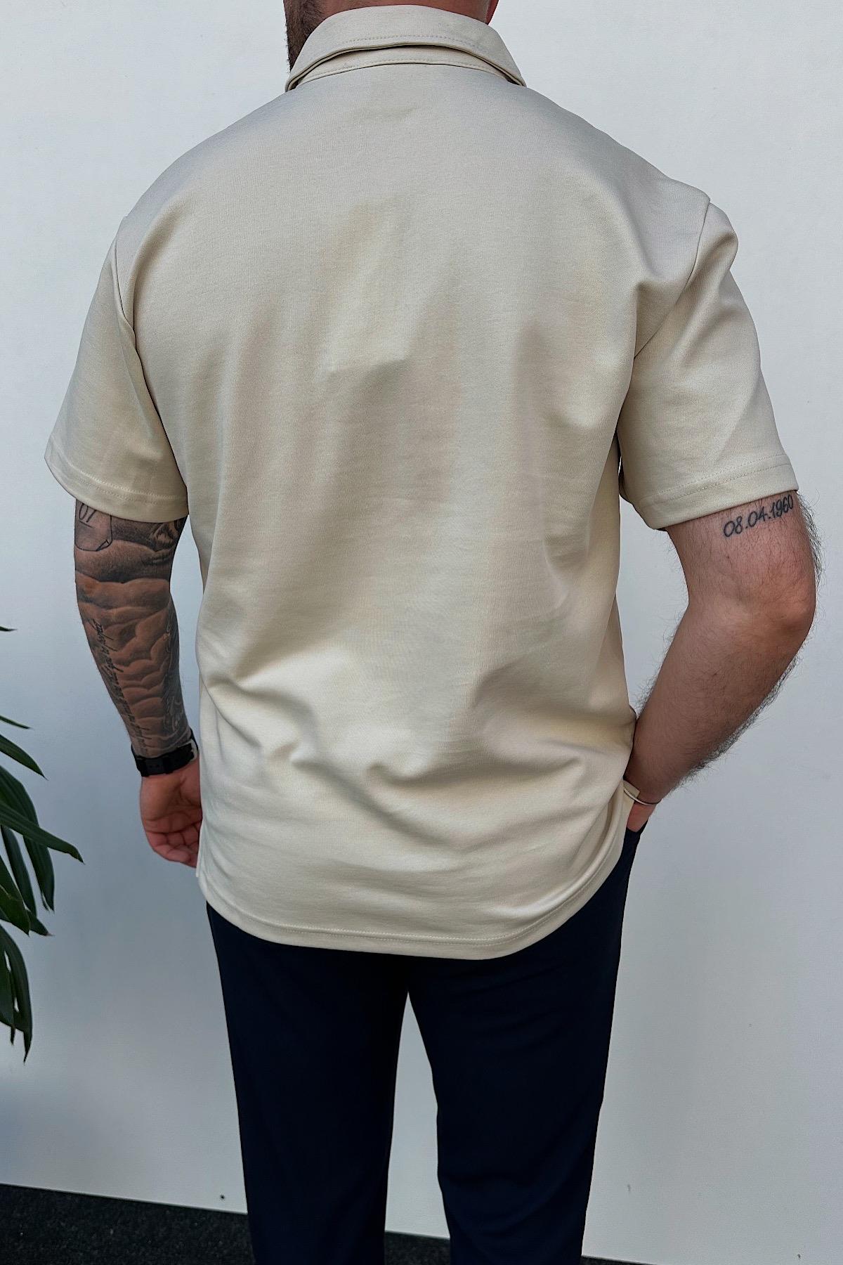 Bej Yakası Fermuarlı Polo Yaka T-Shirt