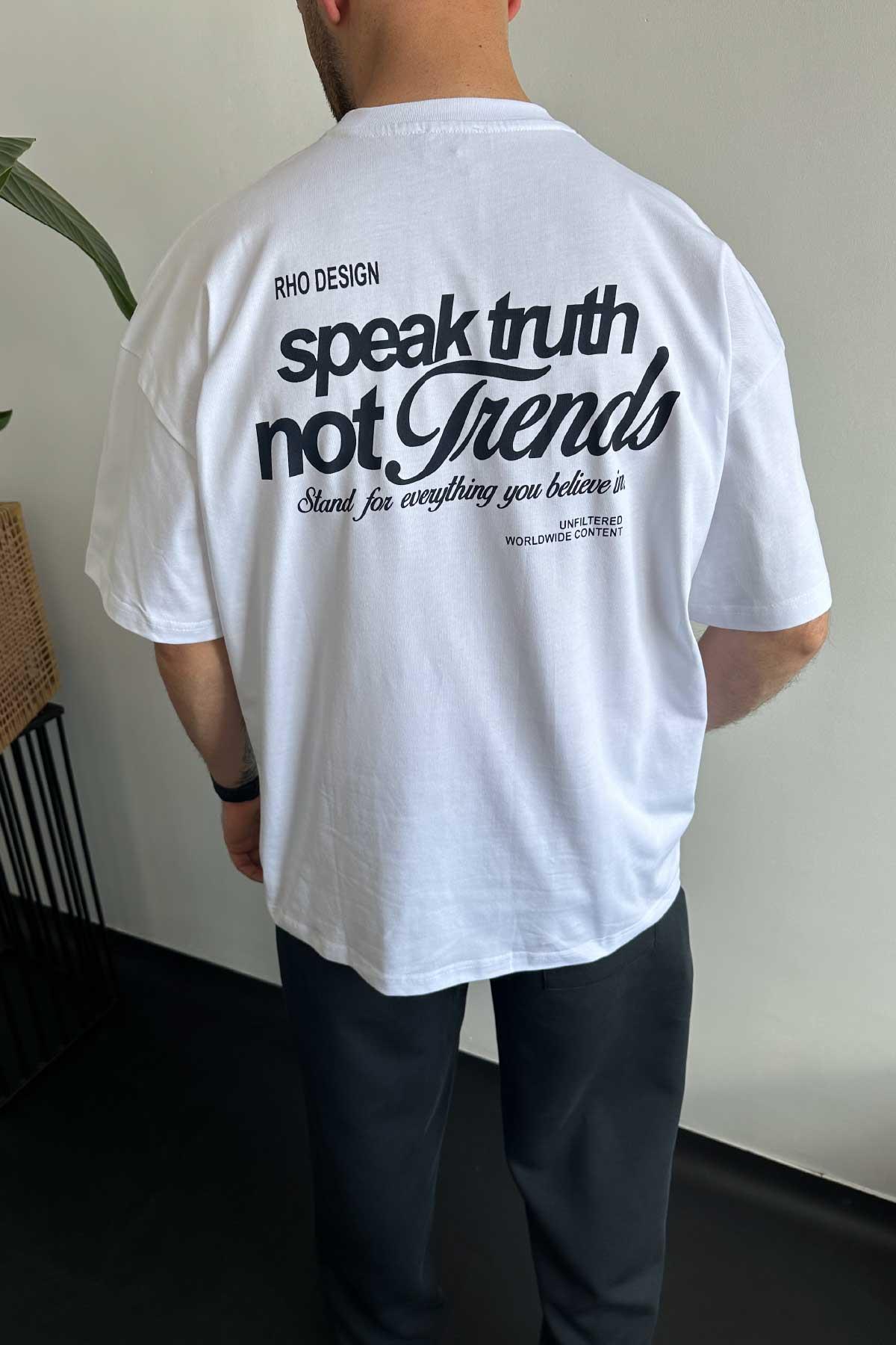 Beyaz Arkası Baskılı T-Shirt