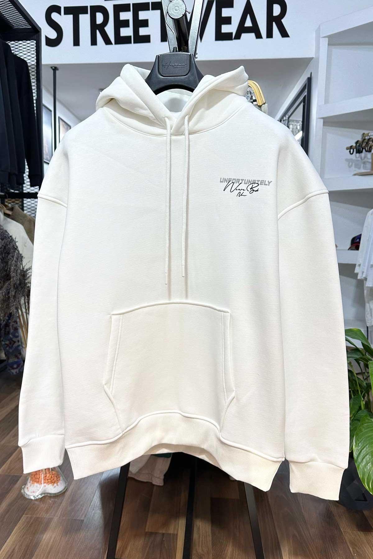 Beyaz Kapşonlu Unfortunately 