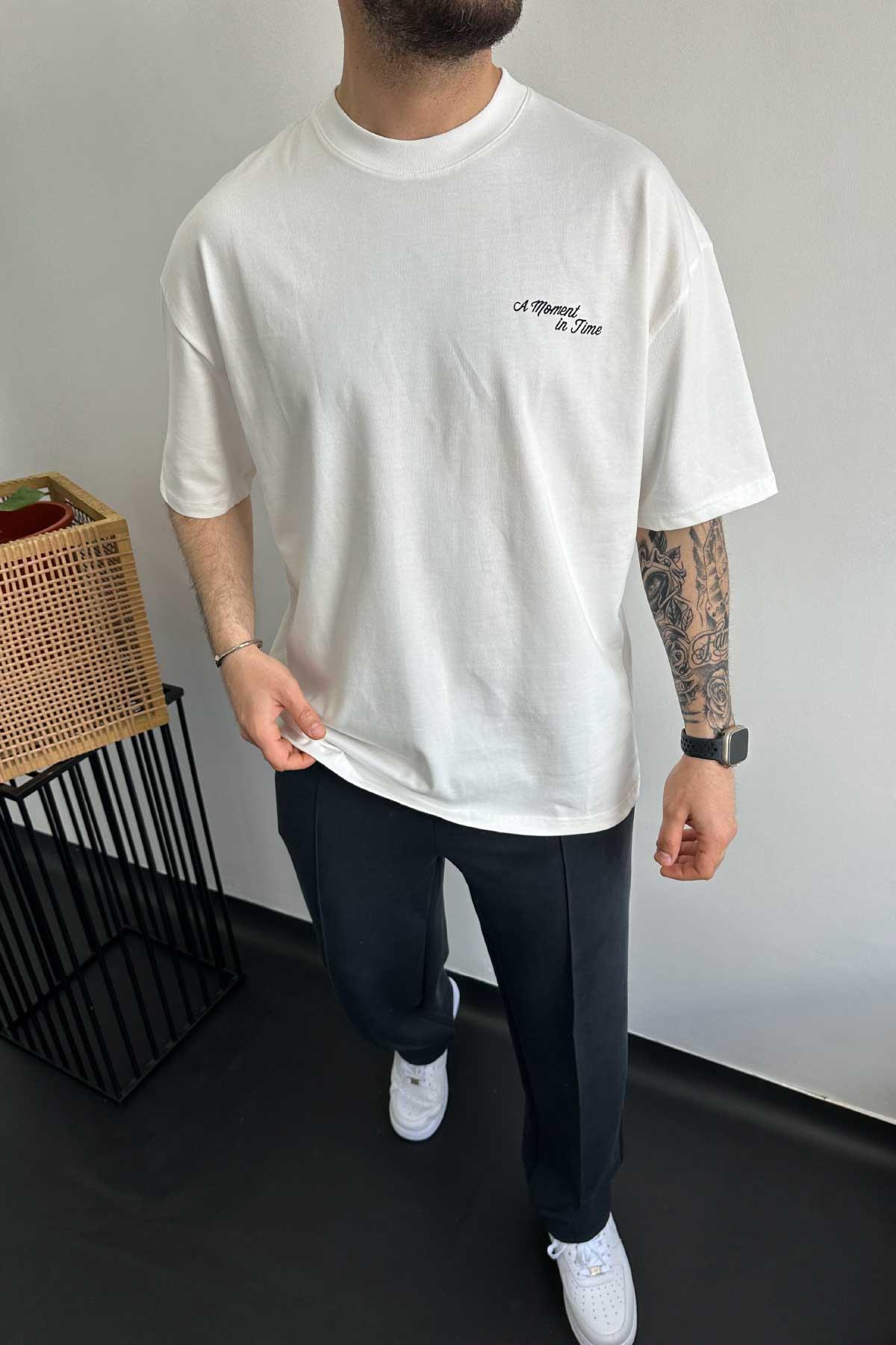 Beyaz Surf Club Baskılı T-Shirt