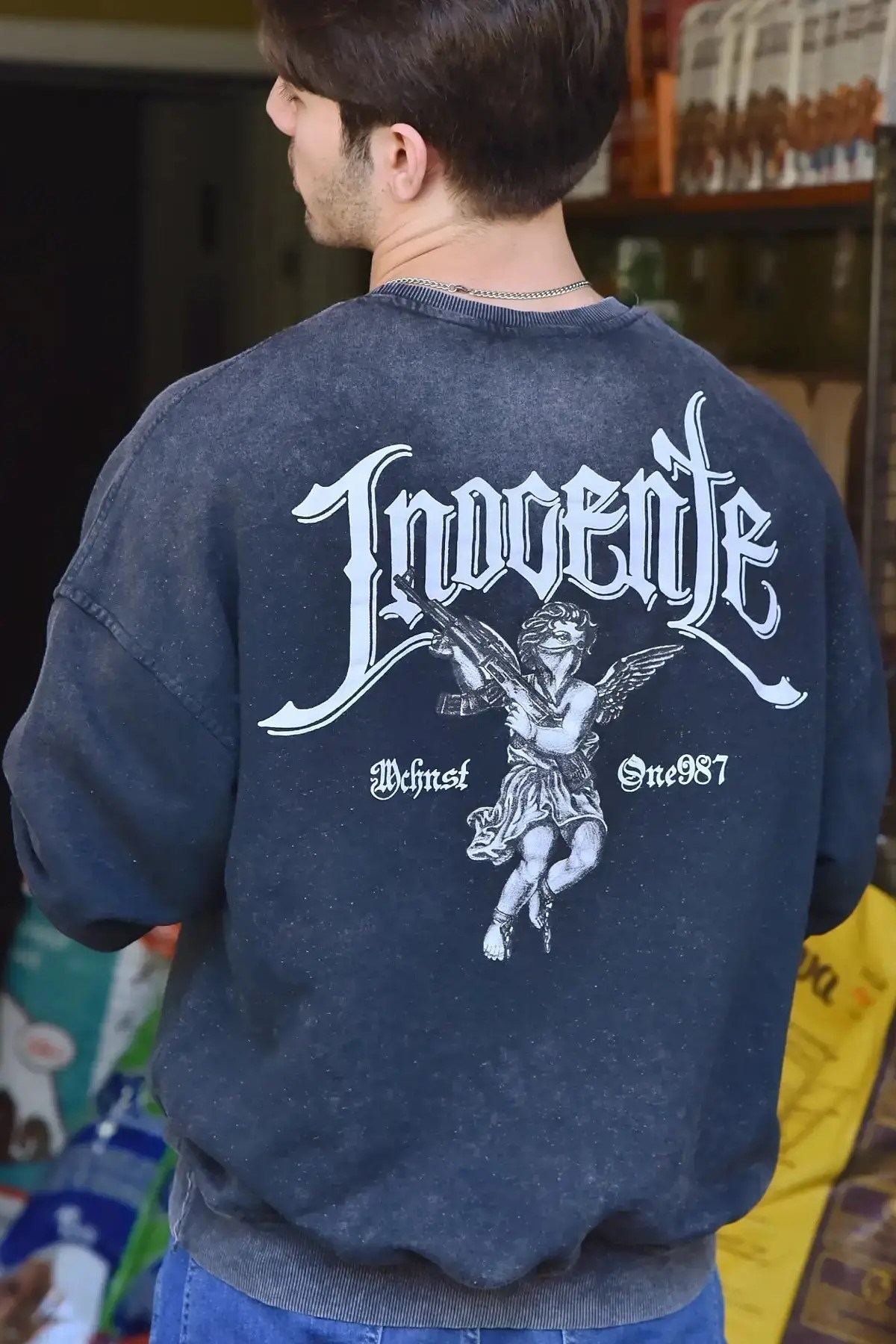 Bol Kalıp Yıkamalı Sweatshirt Siyah