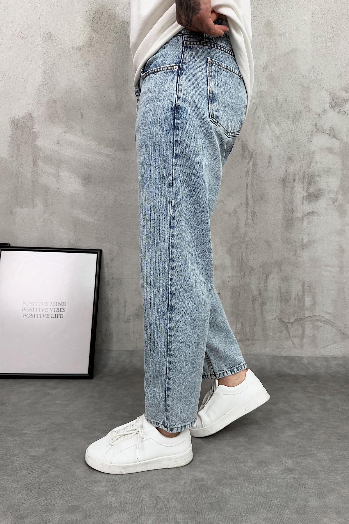 Buz Mavi Yıkamalı Boyfriend Jean