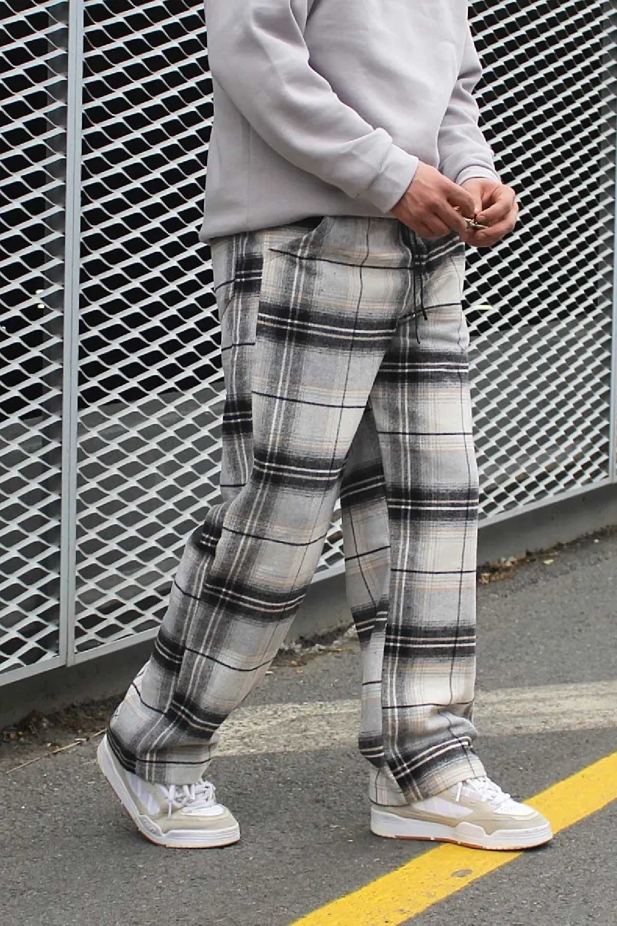 Gri Beyaz Ekose Pantalon