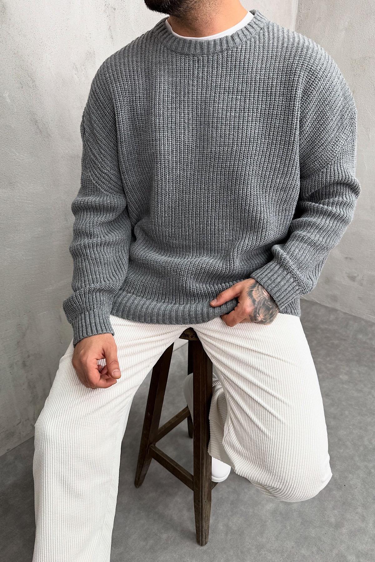 Gri Giesto Örme Triko