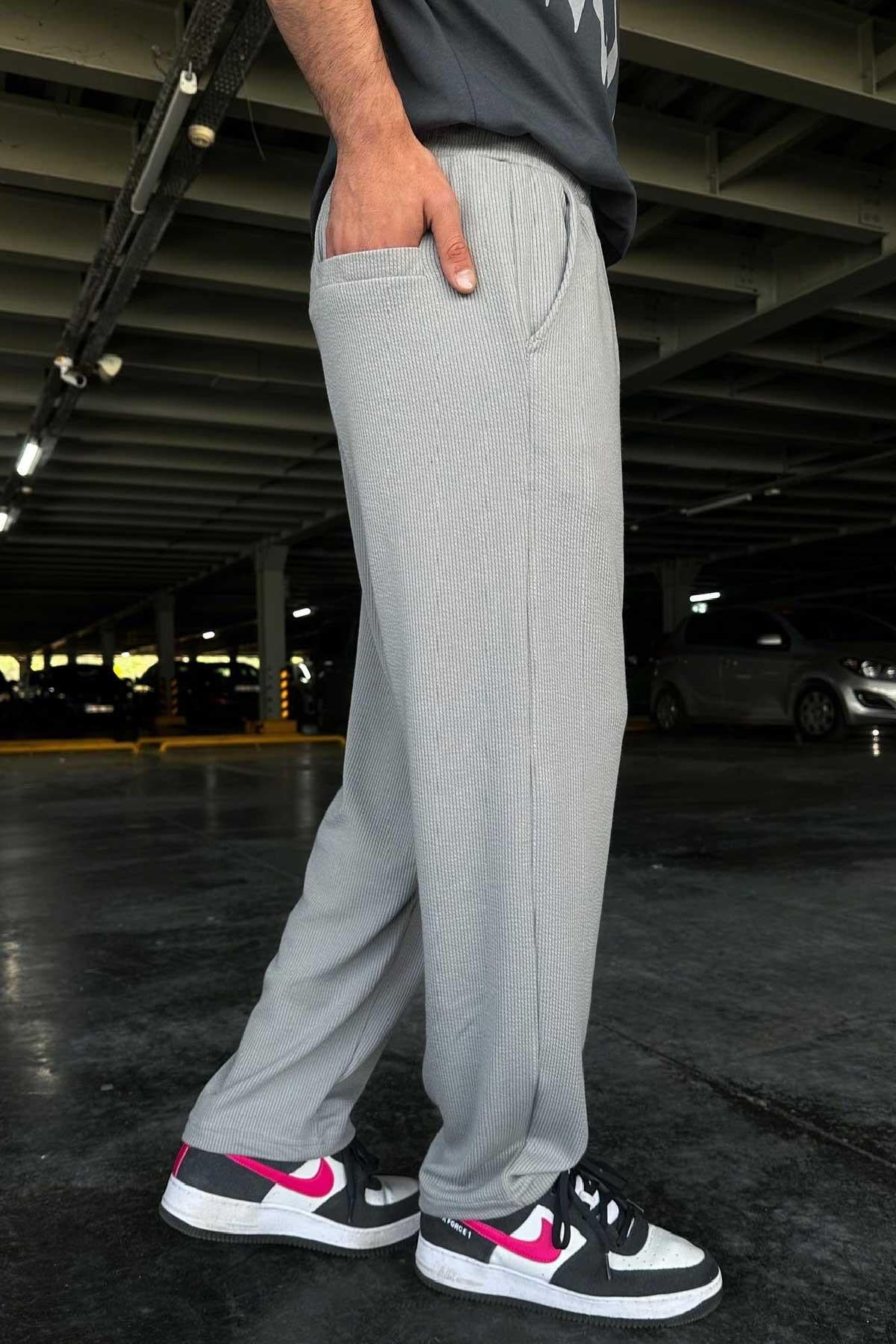 Gri Rahat Kalıp Pantolon 
