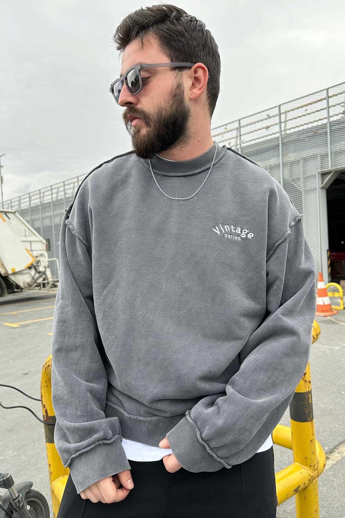 Gri Yıkamalı Vintage Sweat