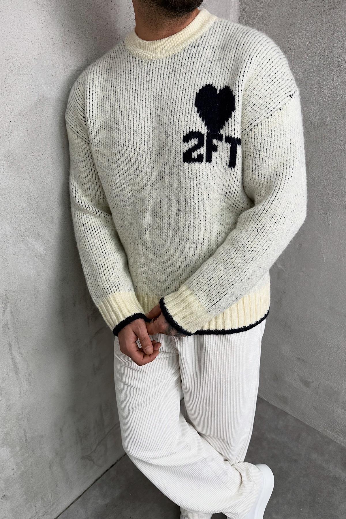 Kırık Beyaz Kalın Kazak