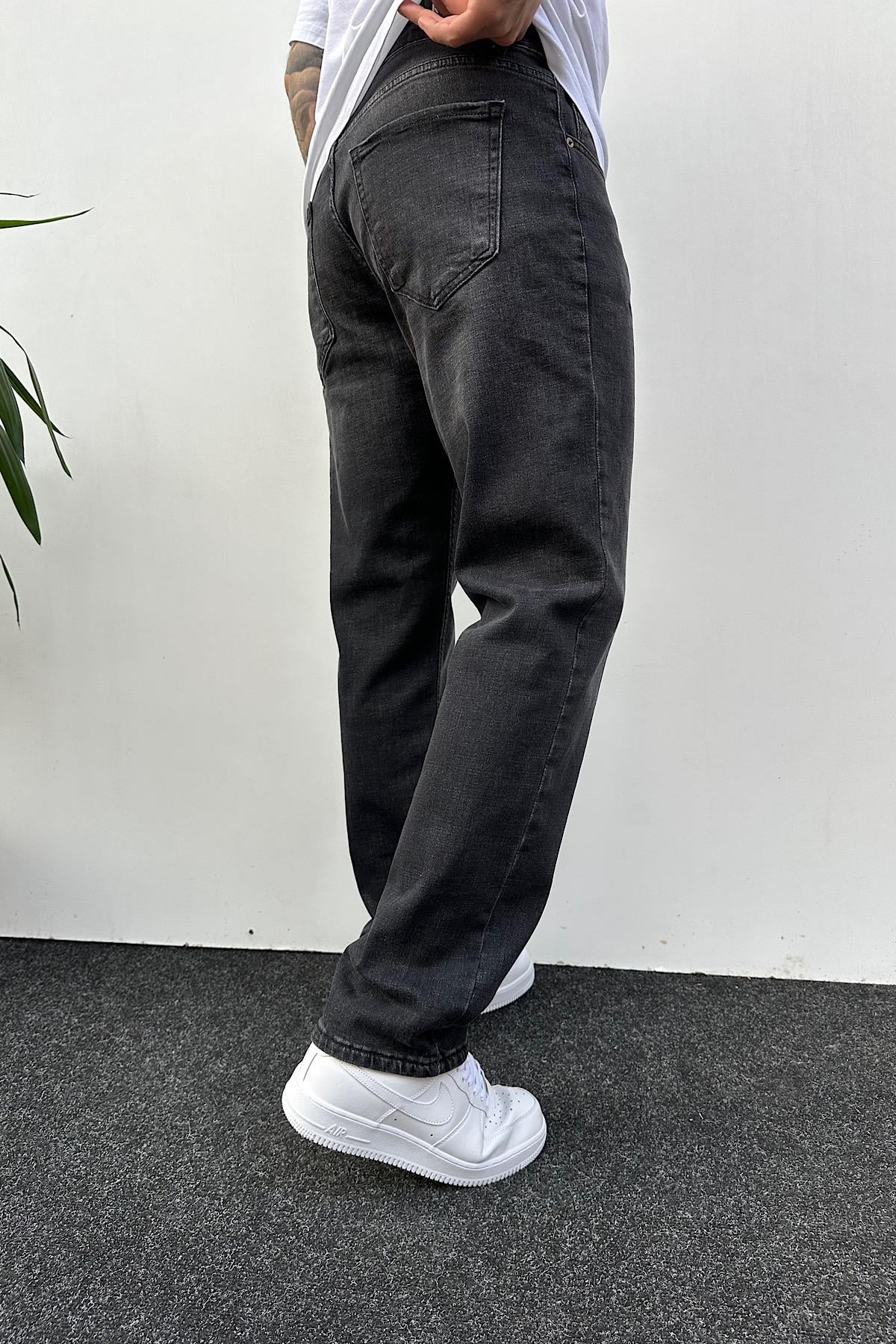 Koyu Gri Regular Fit Jean