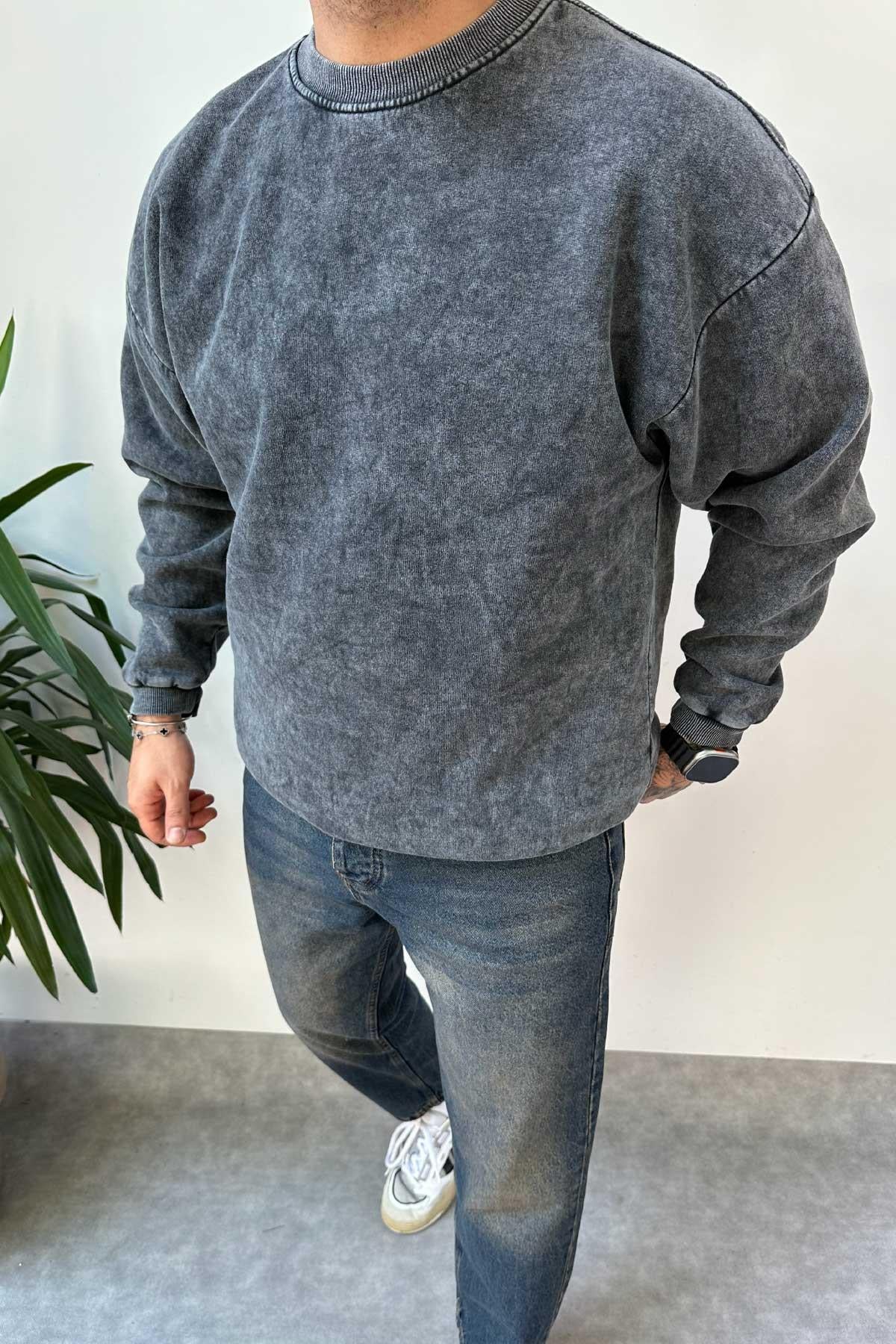 Koyu Gri Yıkamalı Sweatshirt