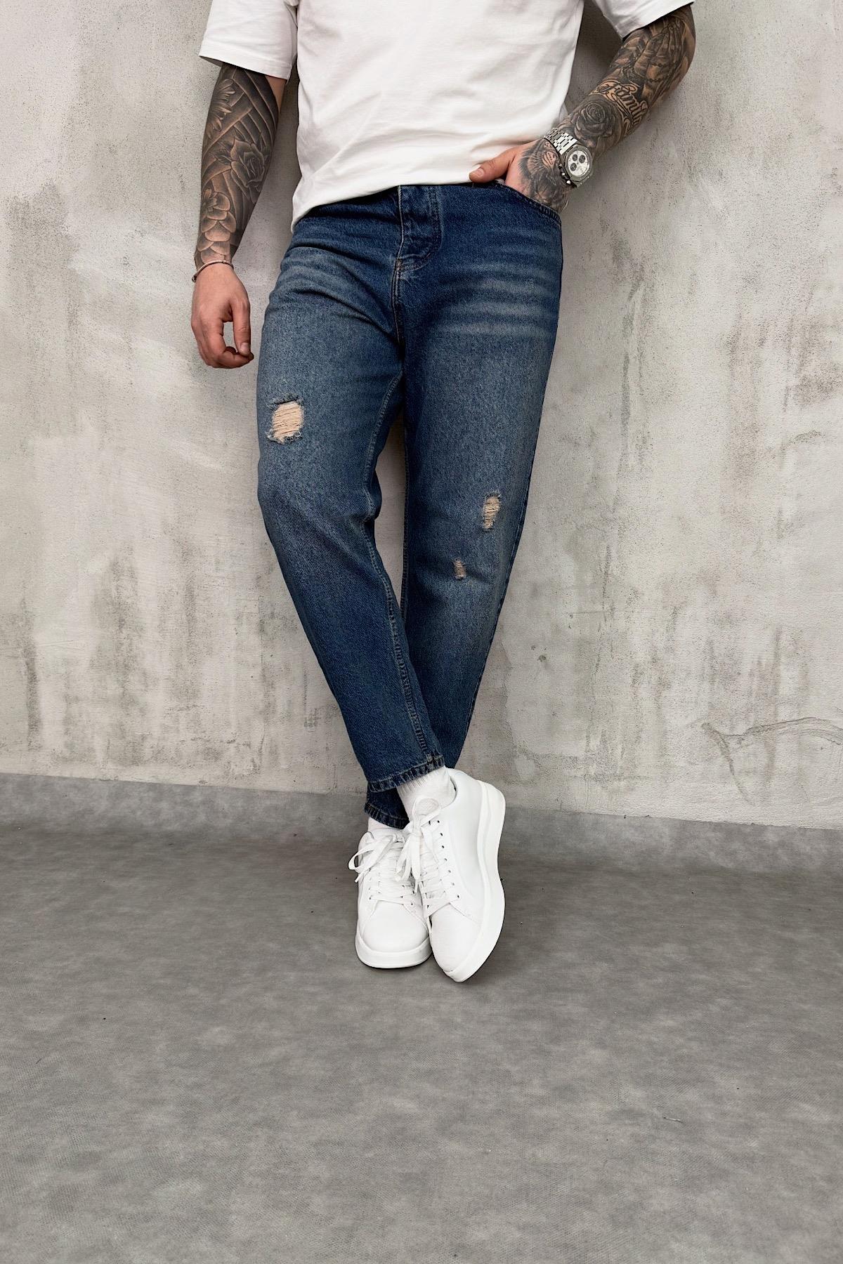 Koyu Mavi Yırtık Detaylı Boyfriend Jean