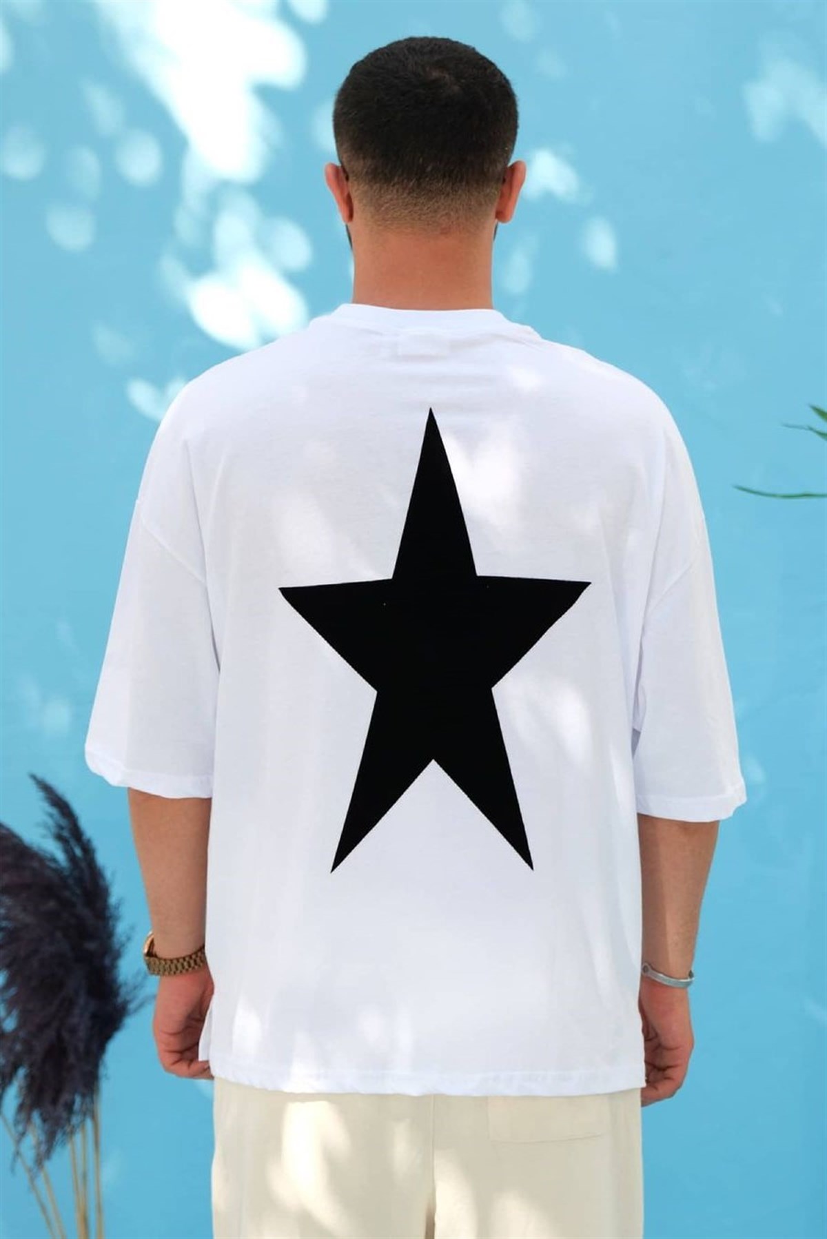 Oversize Arkası Baskılı Beyaz T-Shirt
