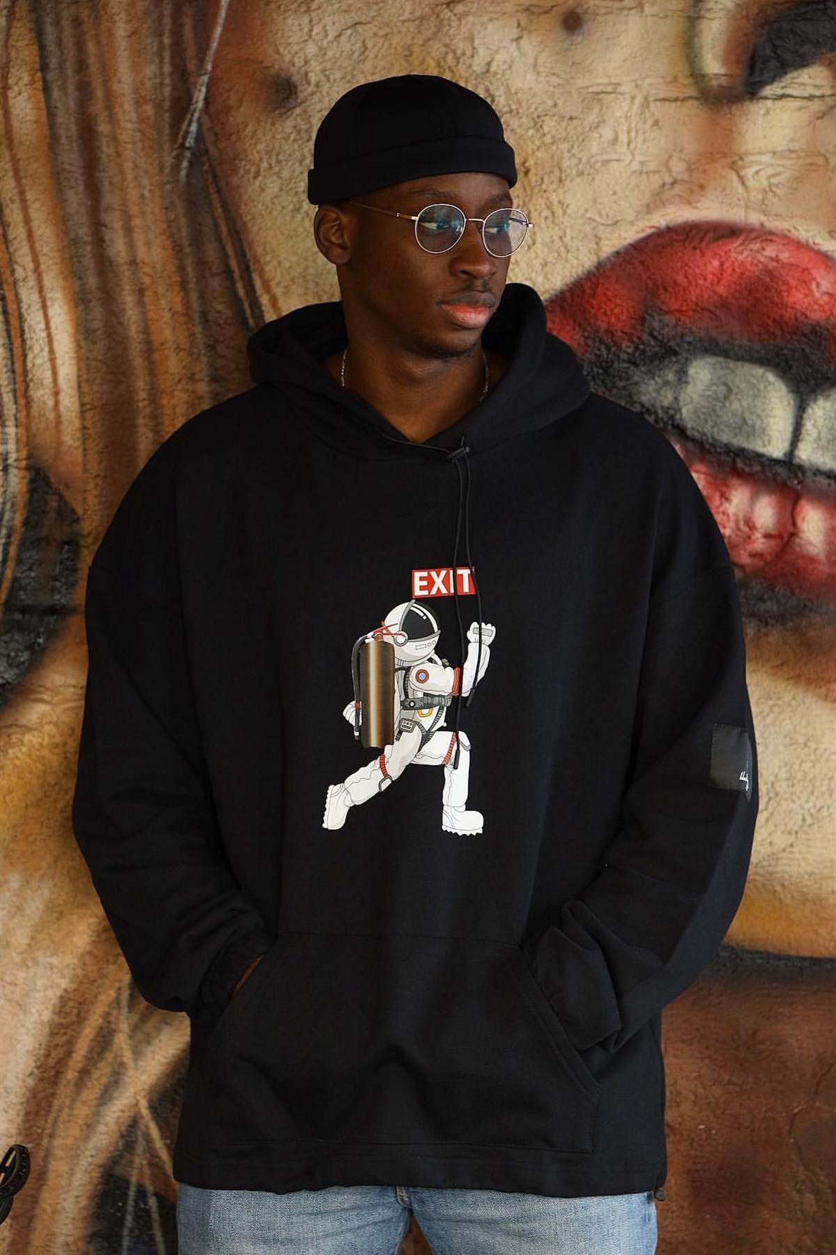 OVERSIZE ASTRONOT KAPÜŞONLU SWEATSHIRT SİYAH