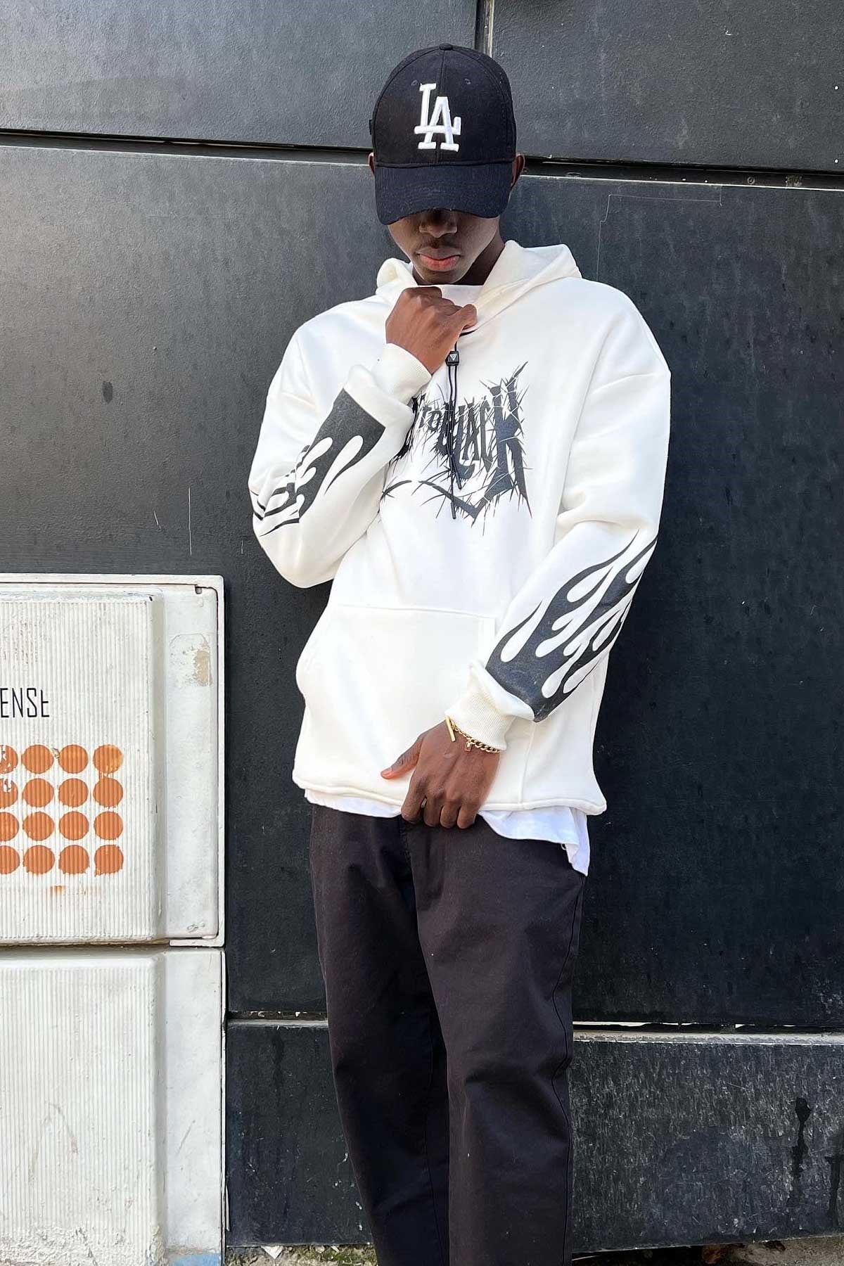 Oversize Desenli Beyaz Sweatshirt