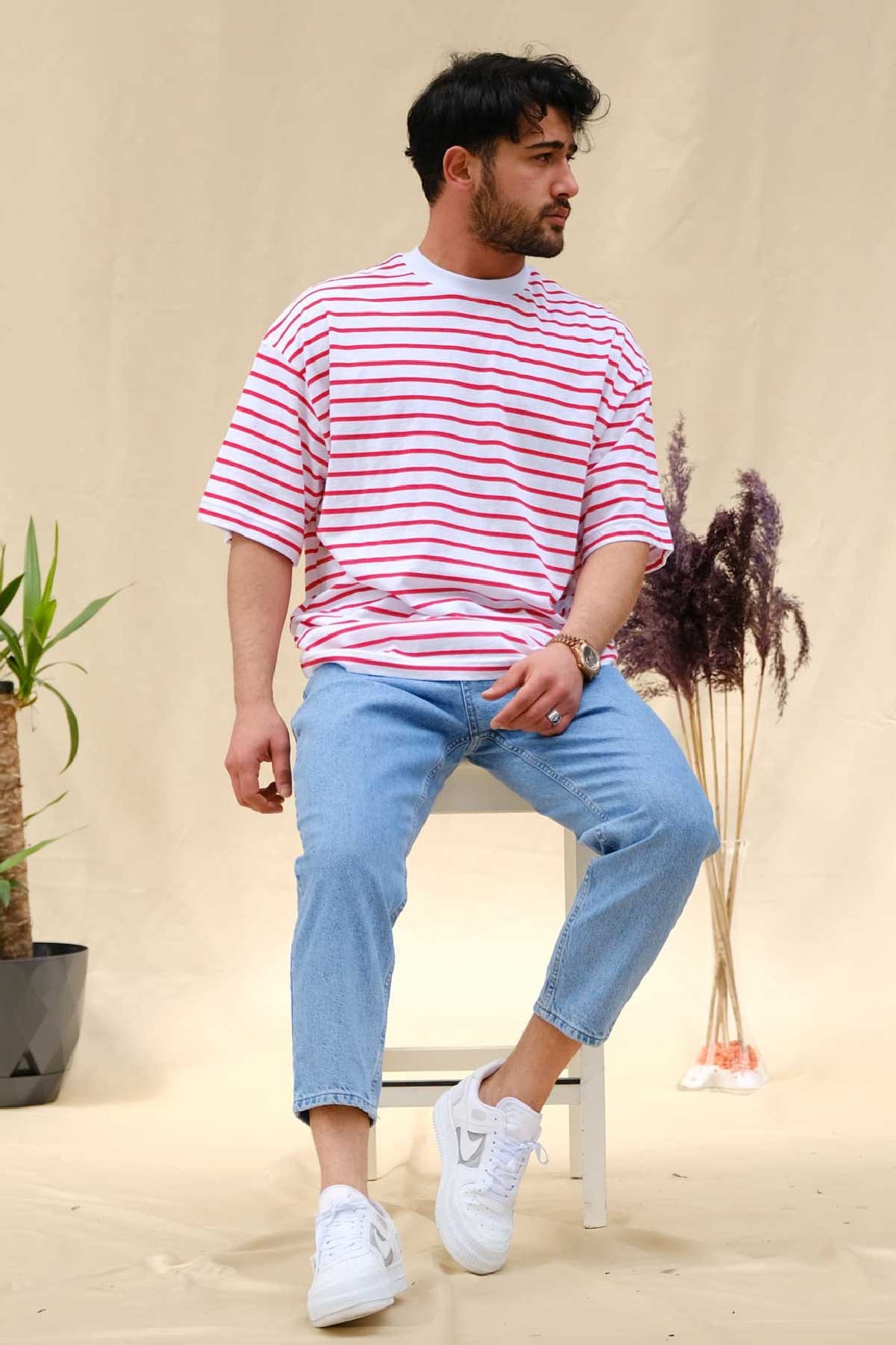 Oversize Kırmızı Çizgili T-Shirt