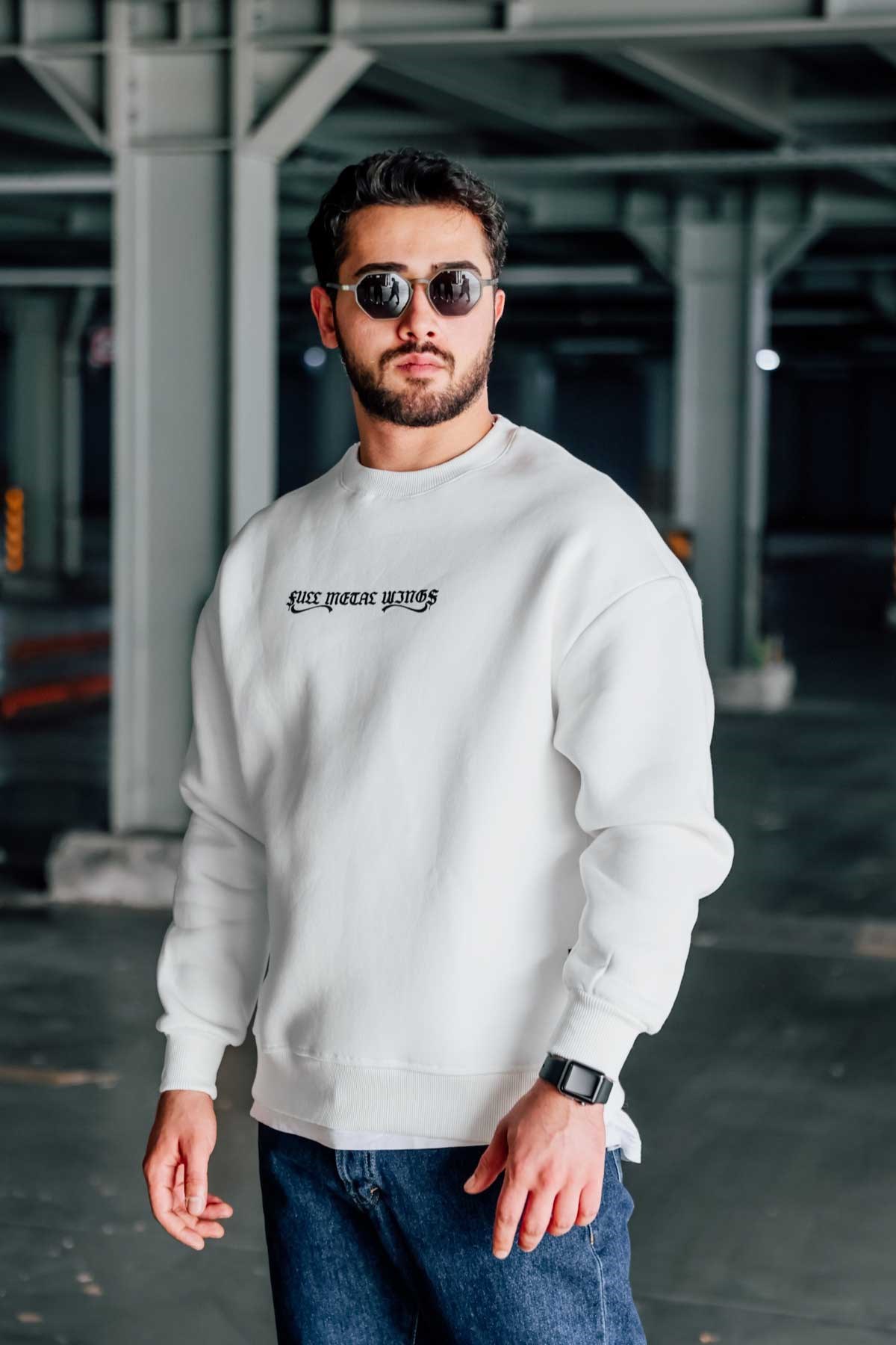 Oversize Şardonlu Beyaz Swearshirt 