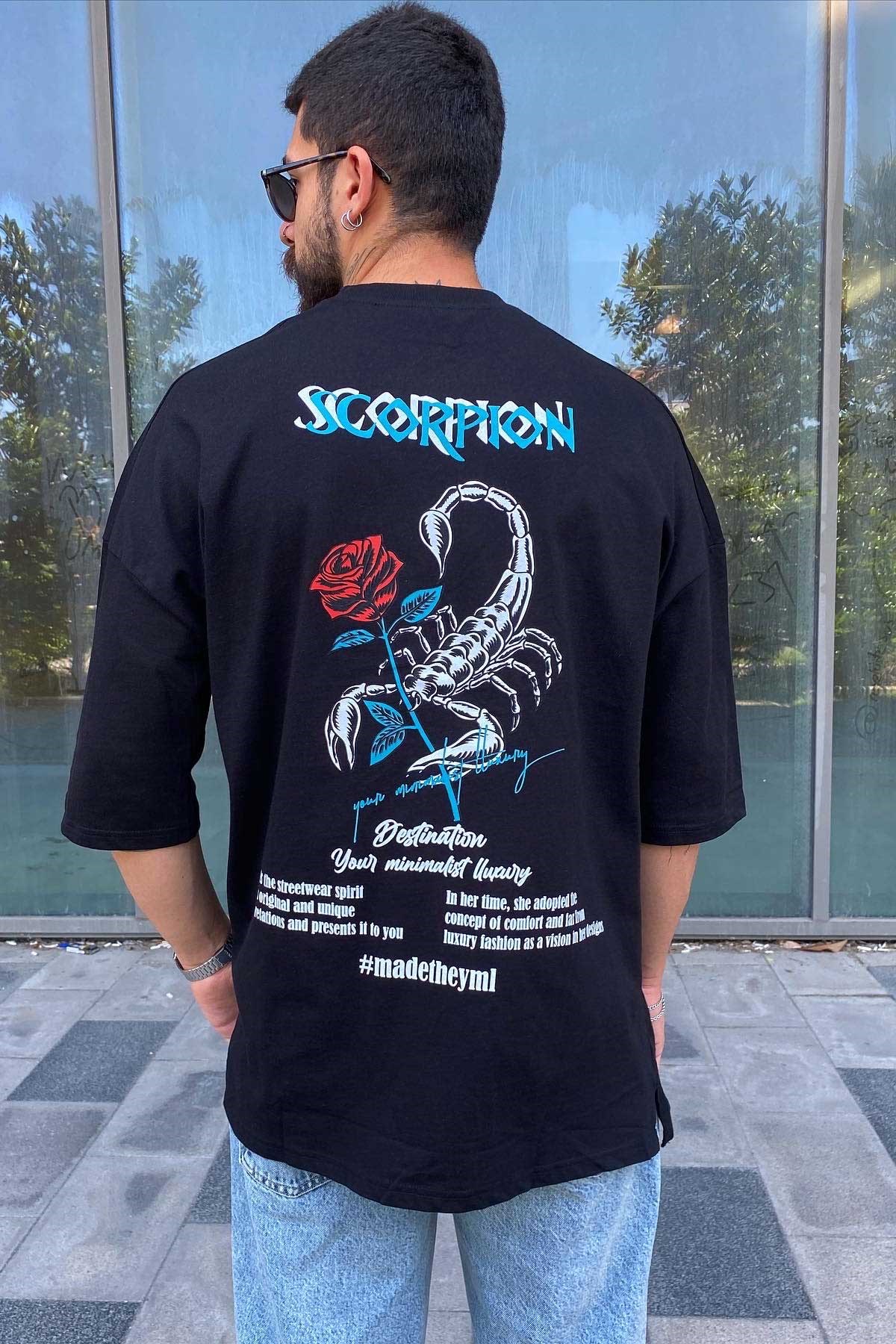 Oversize Scorpion T-Shirt