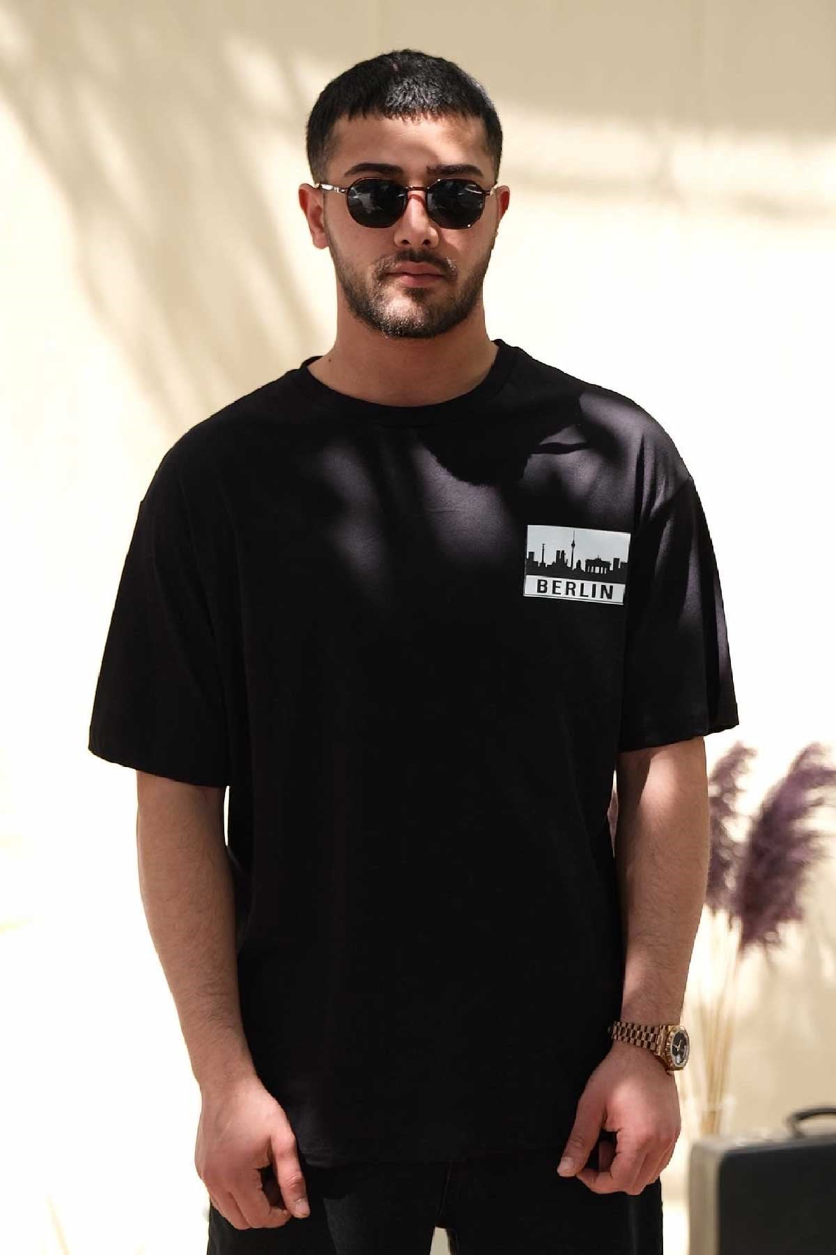 Oversize Siyah Berlin T-Shirt