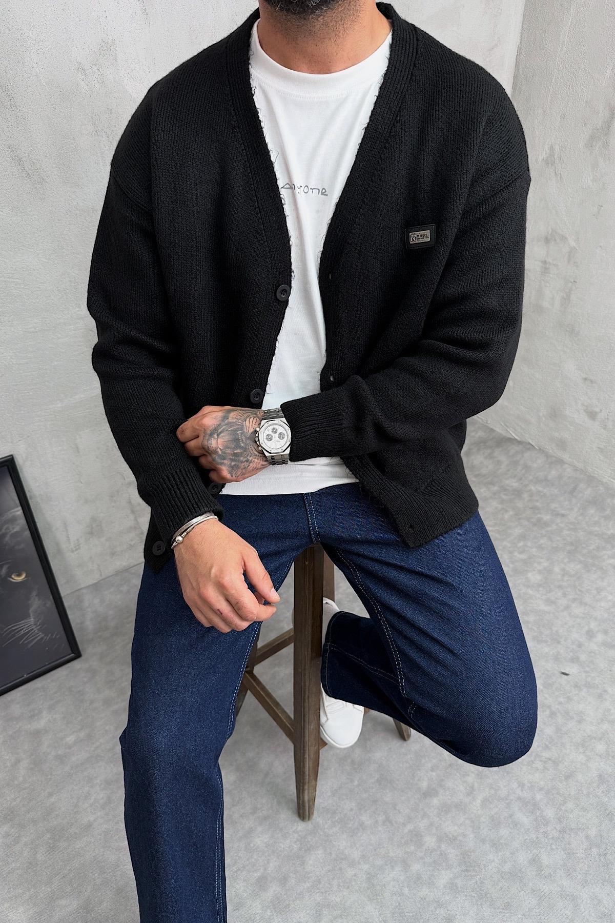 Oversize Siyah Örme Hırka