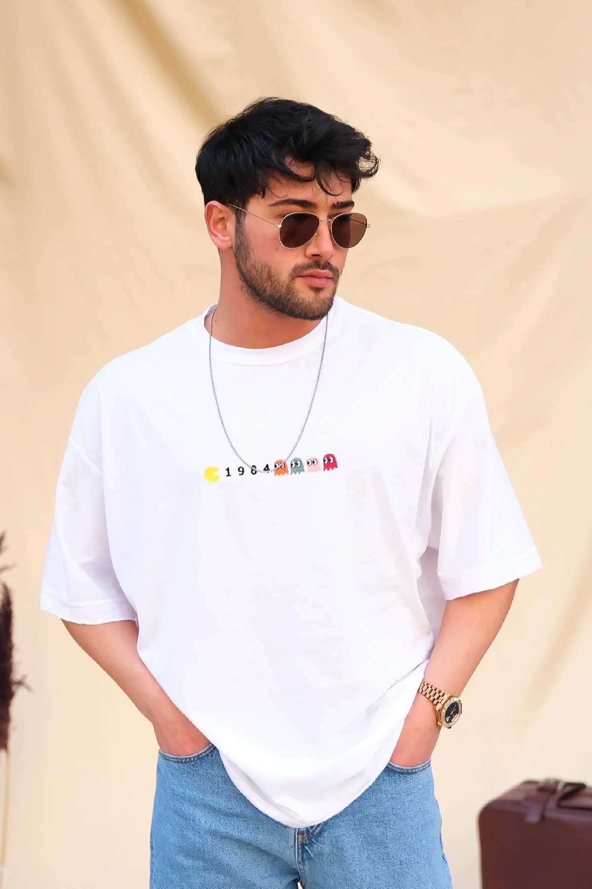 Oversize T-Shirt Beyaz Pac-man