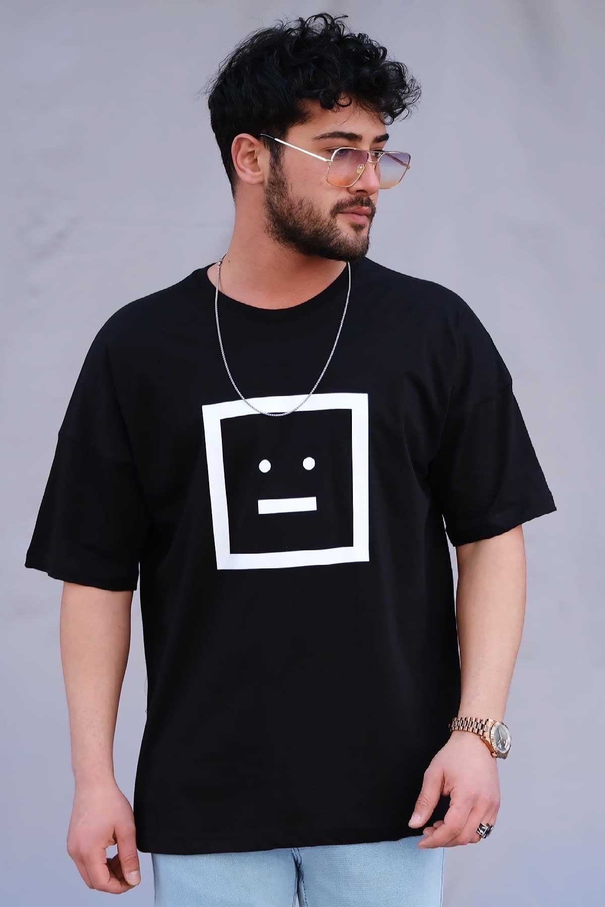 Oversize T-Shirt Siyah Kare Smile