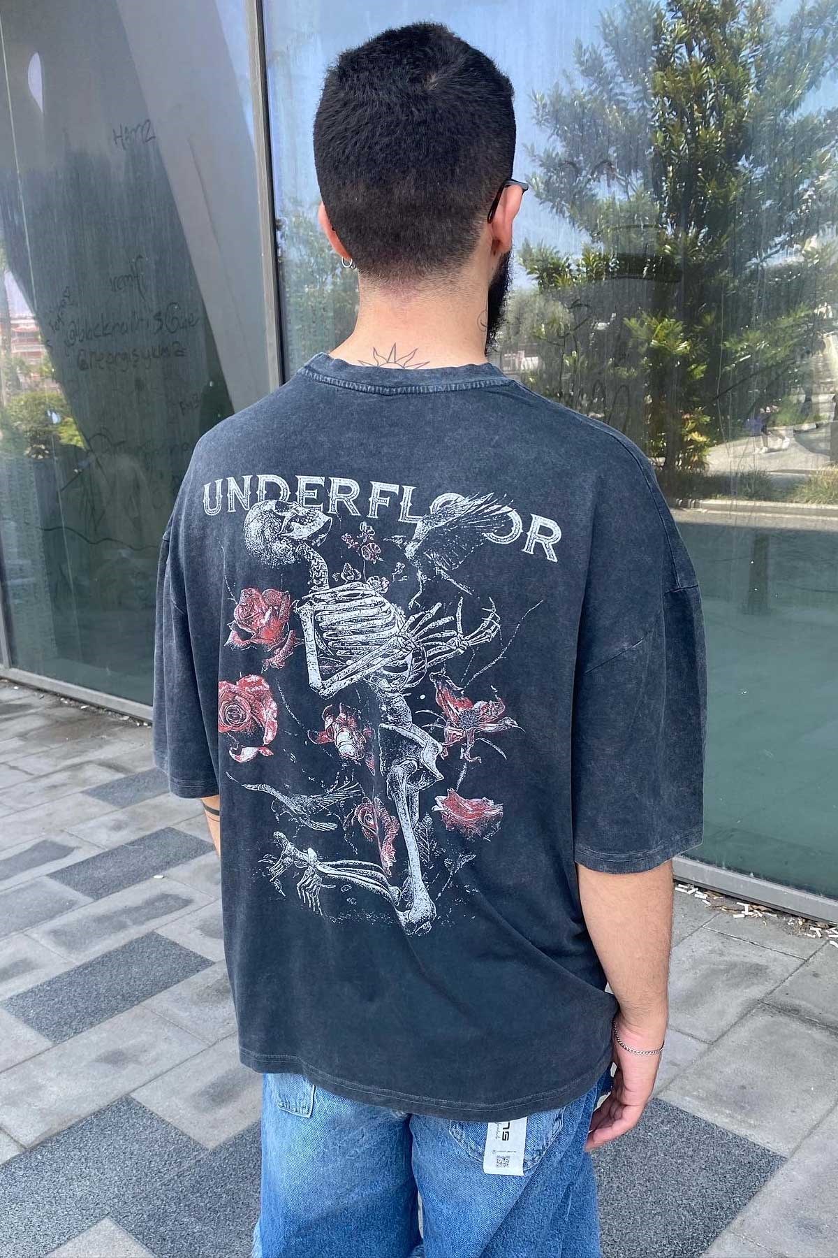 Oversize Underfloor T-Shirt