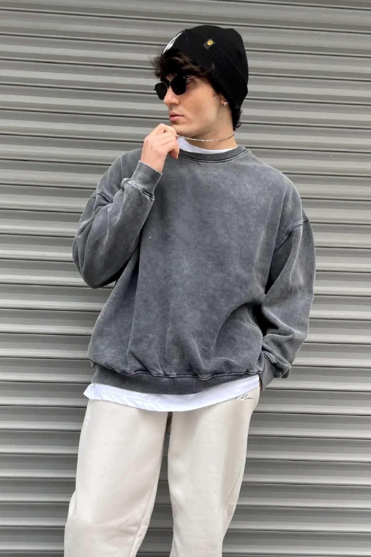 Oversize Yıkamalı Basic Sweatshirt