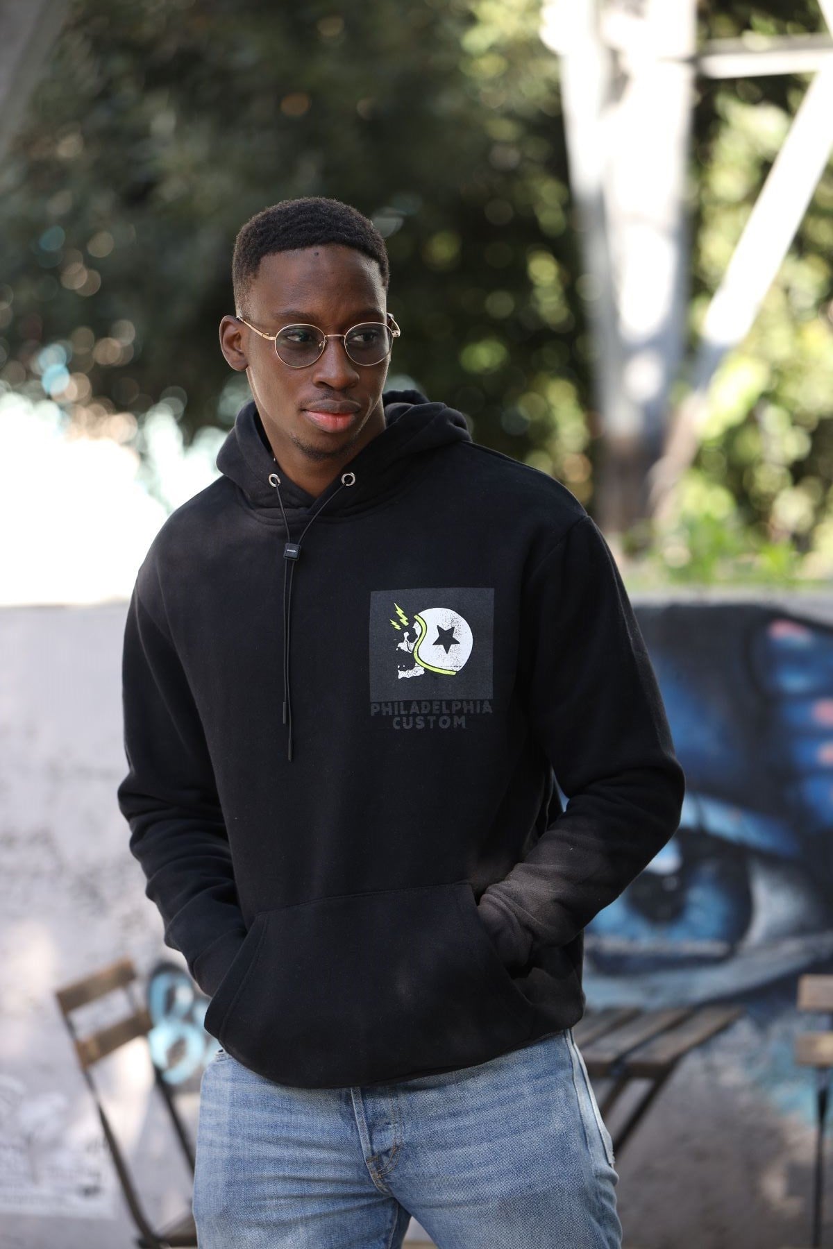 PHILADELPHIA KAPÜŞONLU SWEATSHIRT SİYAH