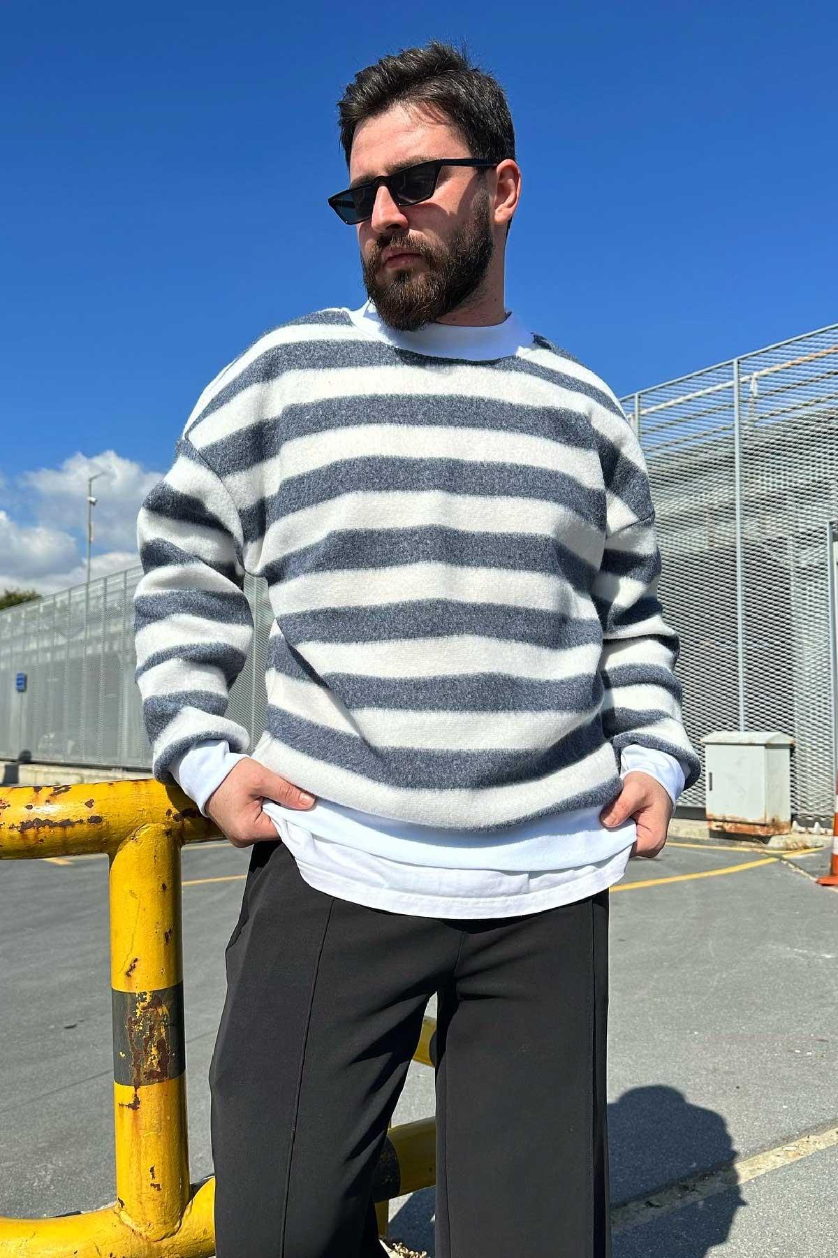 Polar Kumaş Çizgili Sweat