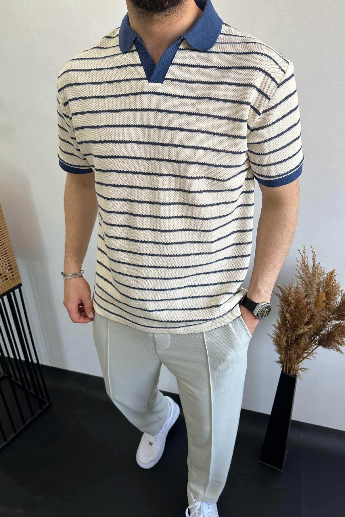 Polo Yaka Beyaz Mavi Çizgili Normal Kalıp T-shirt