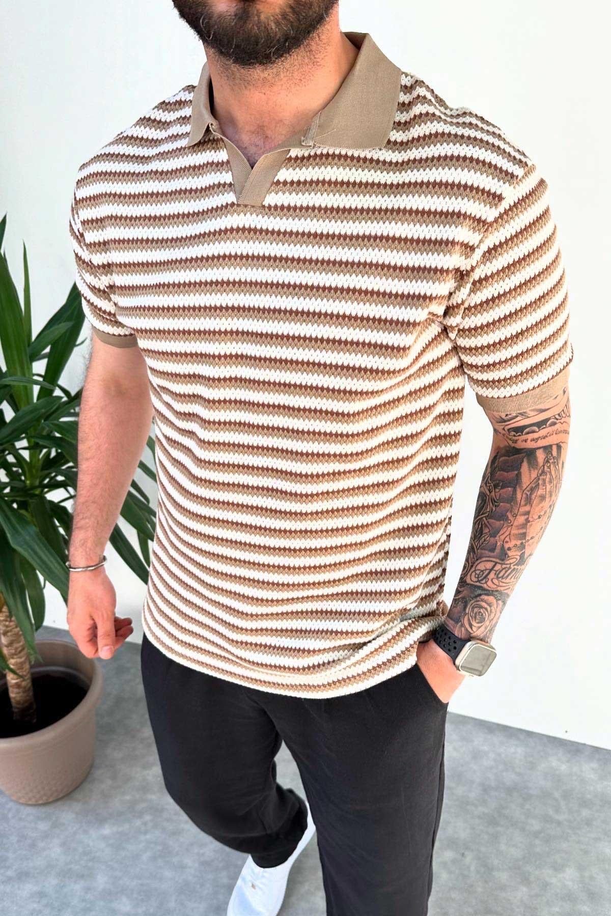 Polo Yaka Örme Kumaş T-Shirt