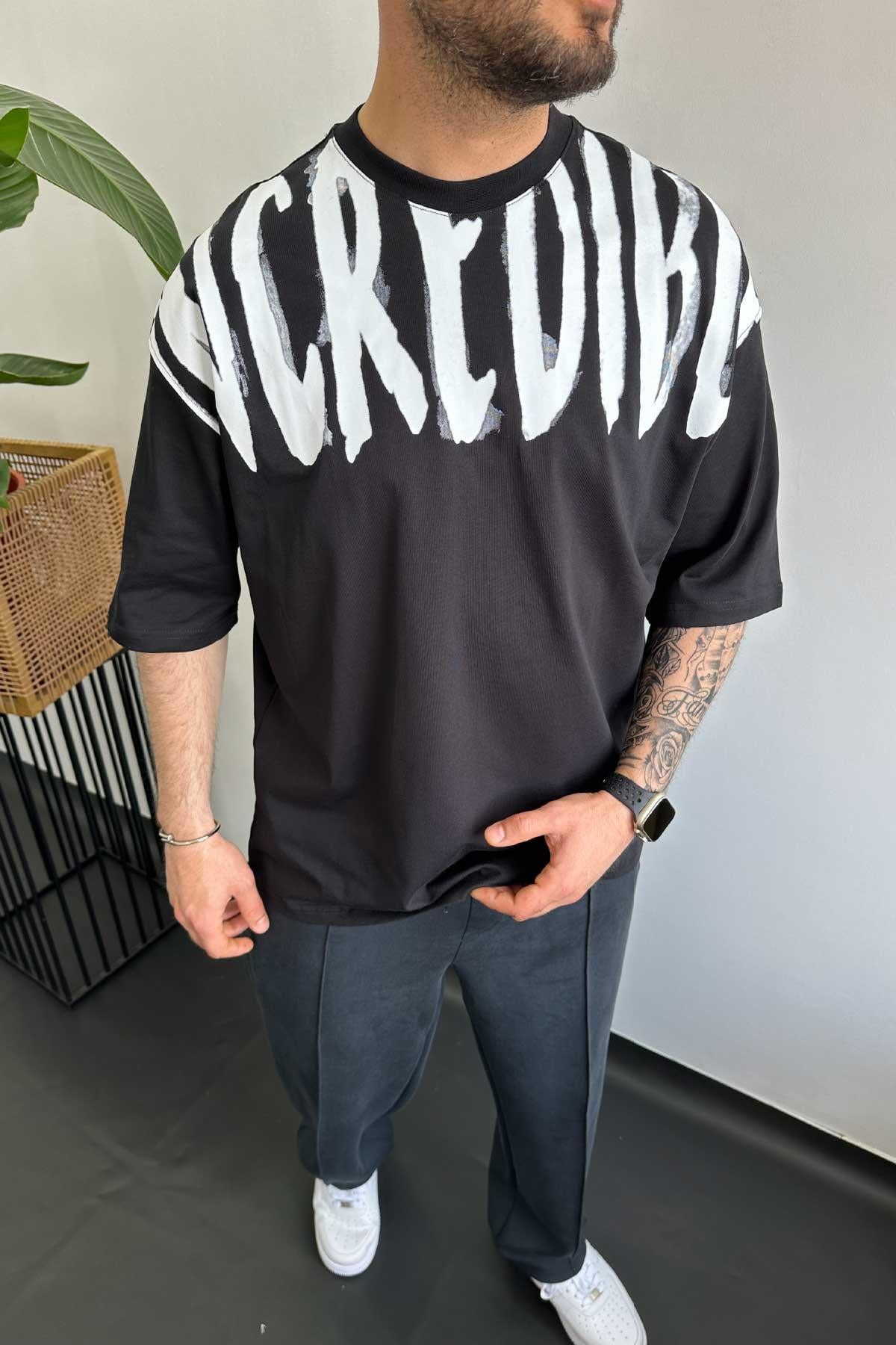 Siyah Baskılı Oversize T-Shirt