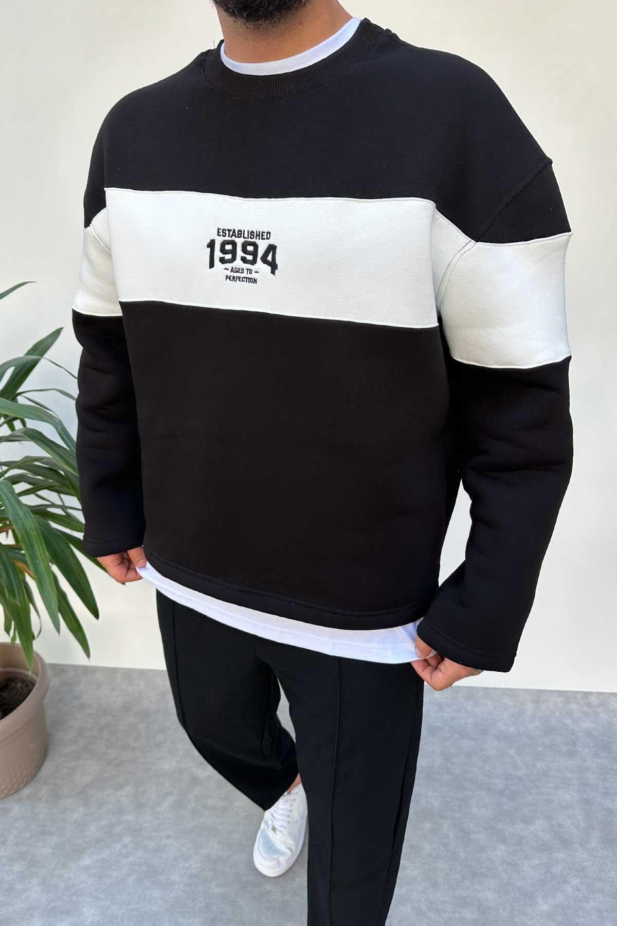 Siyah Beyaz Parçalı Oversize Sweat