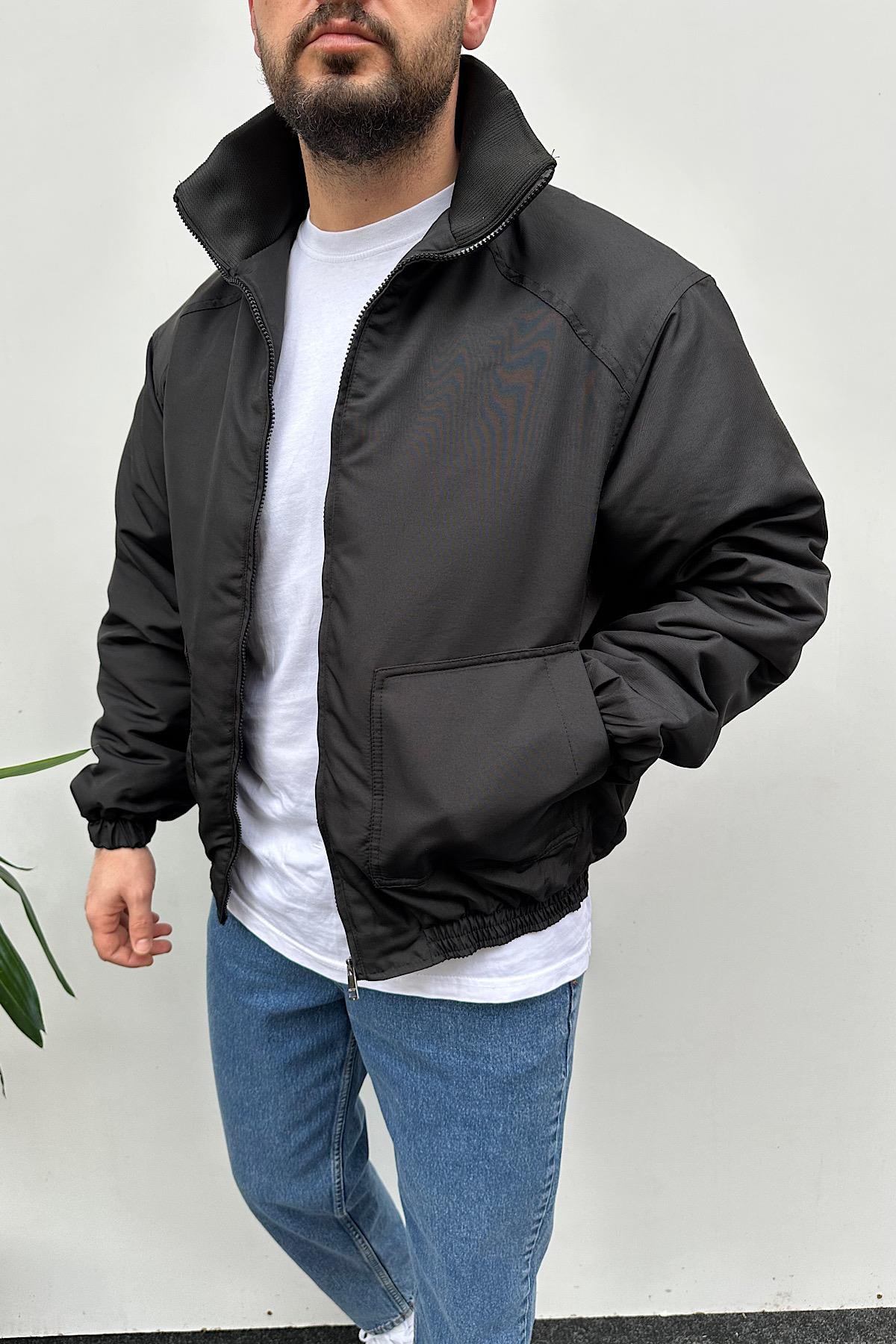 Siyah İçi Kapitone Ceket