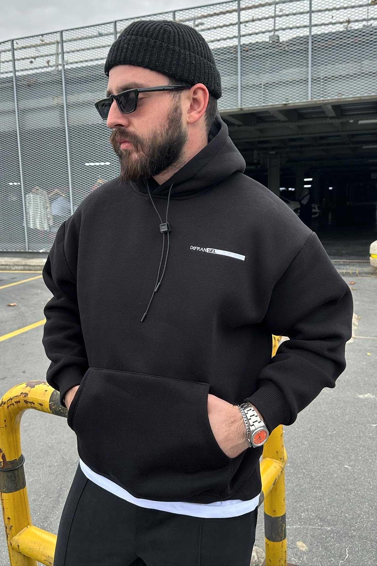 Siyah Kapşonlu Difransel Sweatshirt