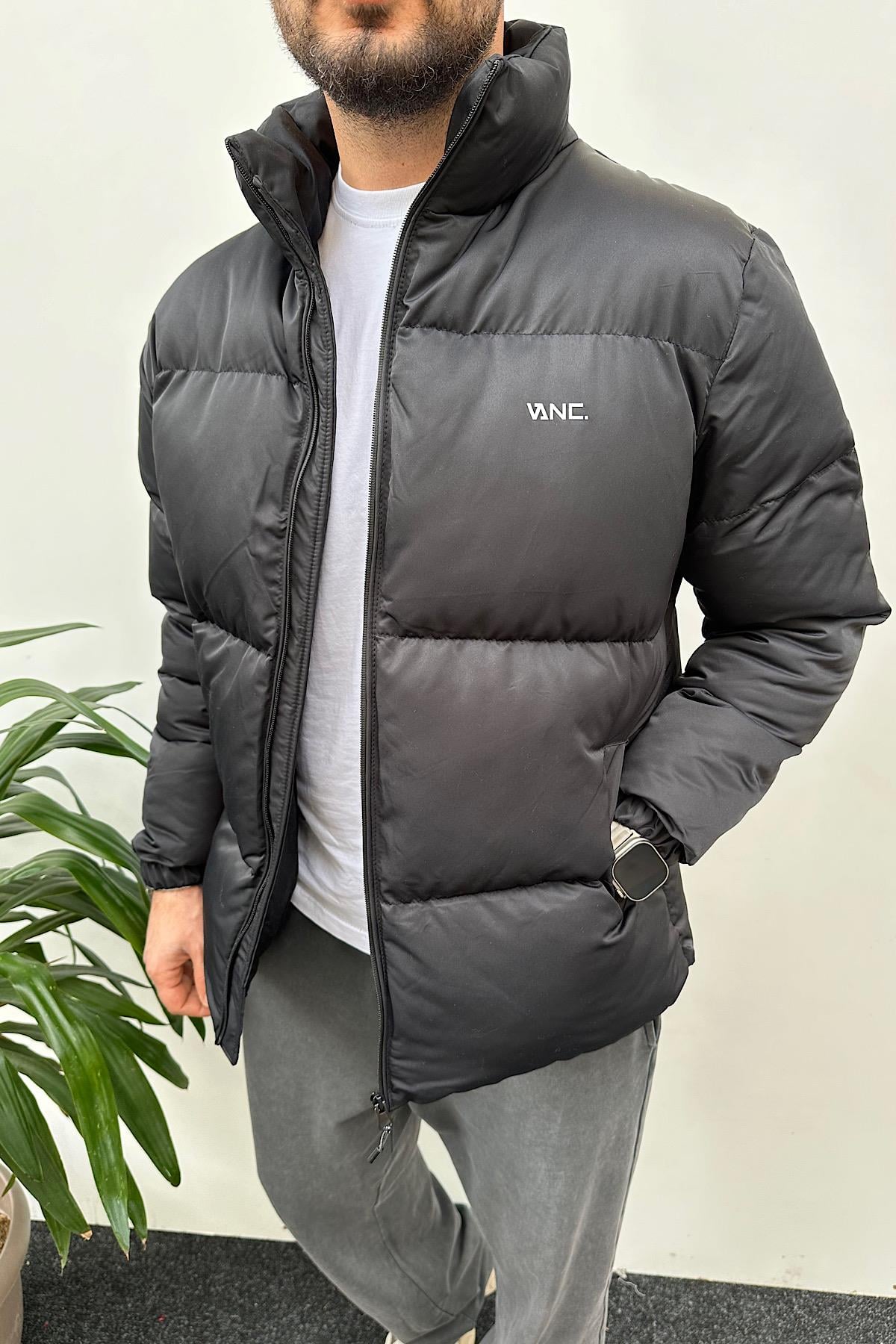 Siyah Normal Kalıp Mont