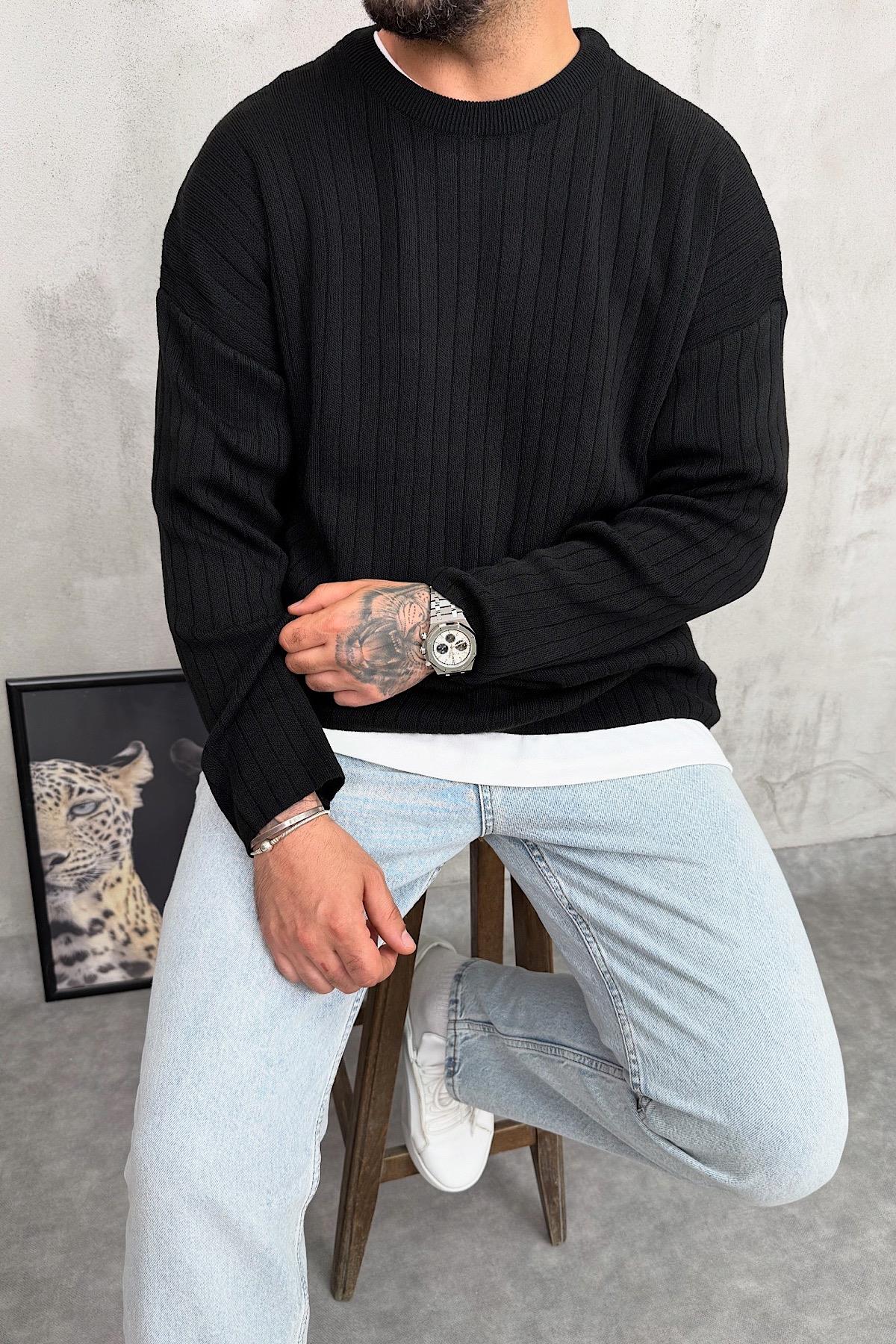 Siyah Örme Triko Kazak