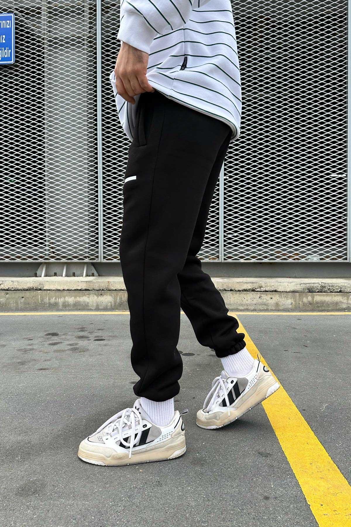 Siyah Paçası Lastikli Şardonlu Eşofman