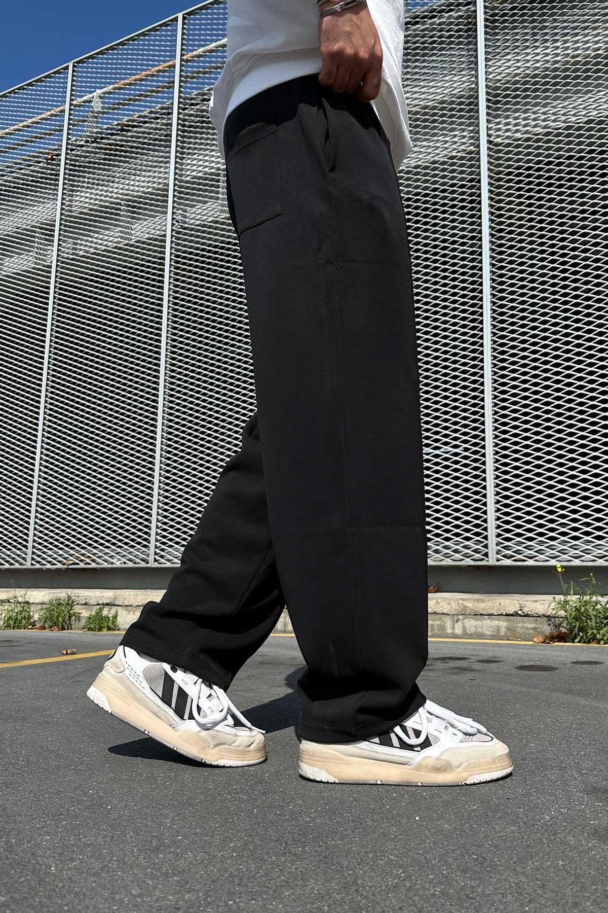 Siyah Rahat Kalıp Eşofman